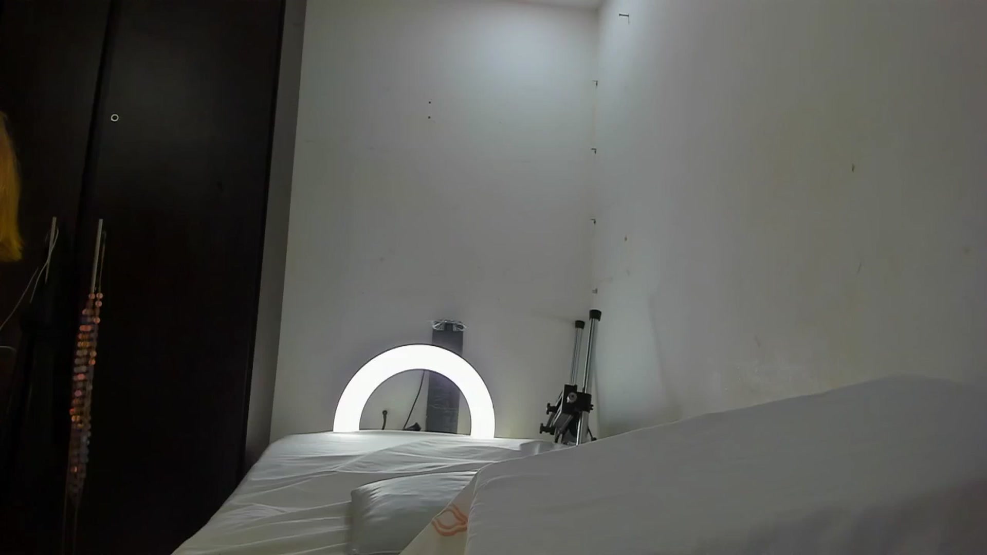 Gallery image thumbnail from SweetNinotCHk's myfreecams stream on, 12/19/2025, 17:01 image 8 of 20