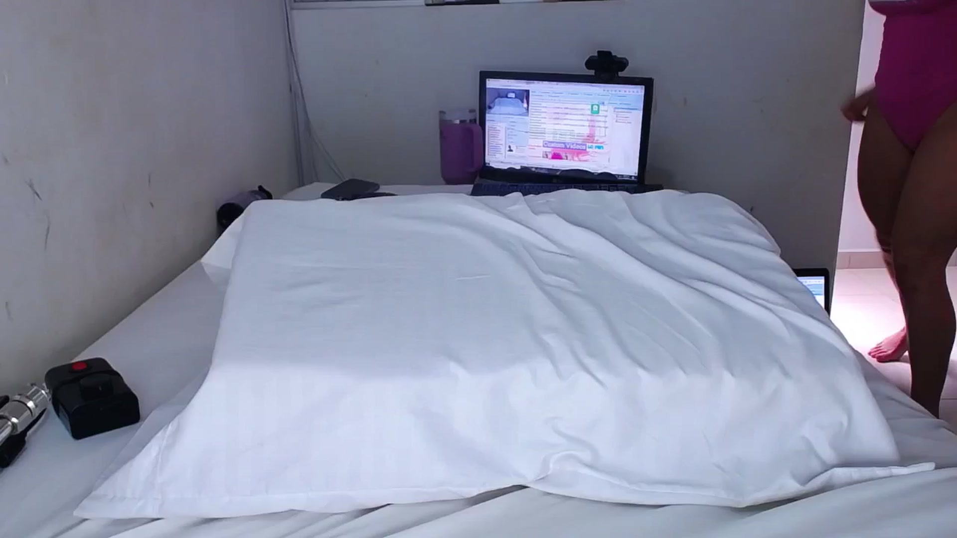Gallery image thumbnail from SweetNinotCHk's myfreecams stream on, 01/08/2026, 19:19 image 11 of 20