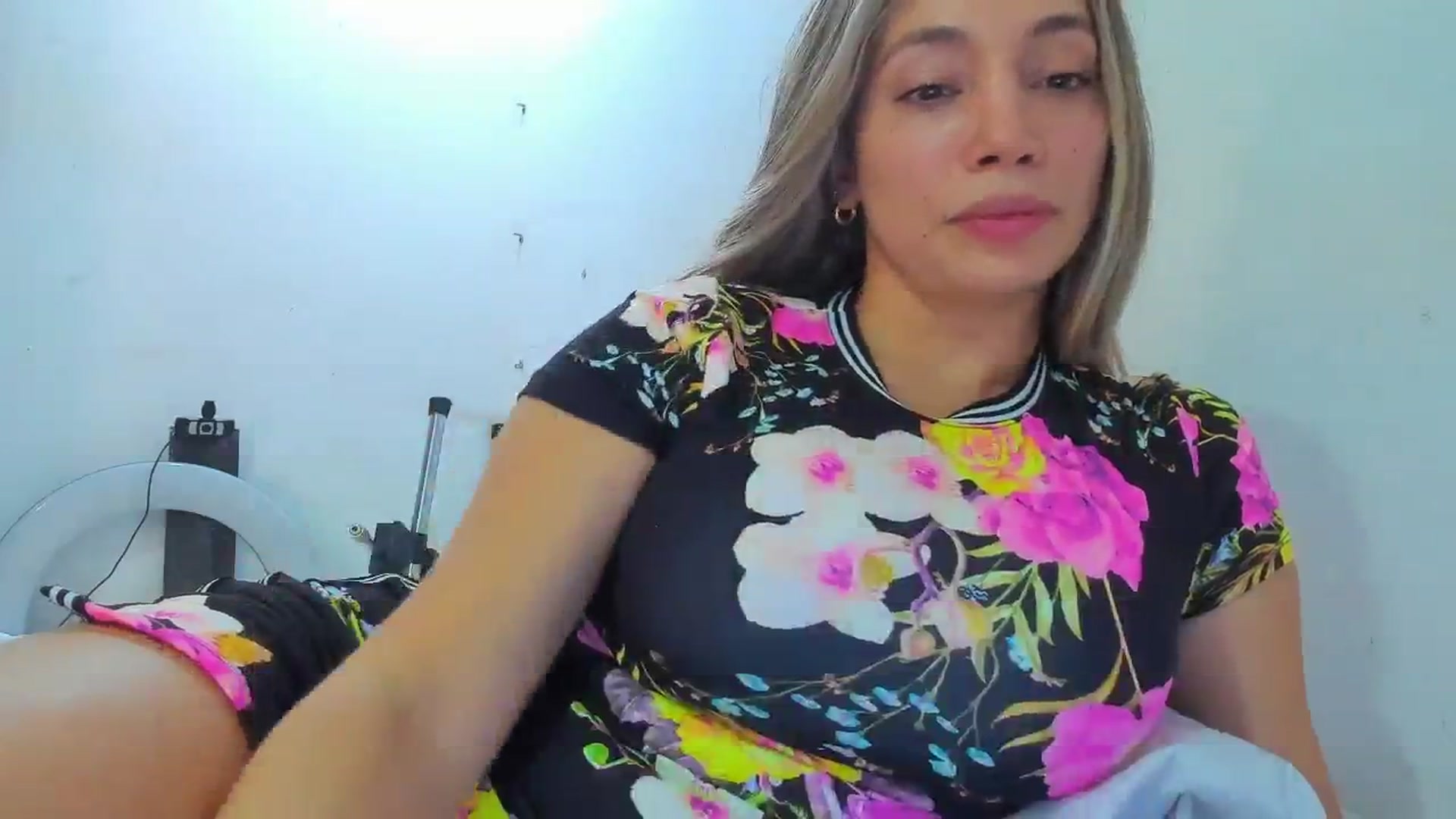 Gallery image thumbnail from SweetNinotCHk's myfreecams stream on, 01/11/2026, 15:32 image 2 of 20