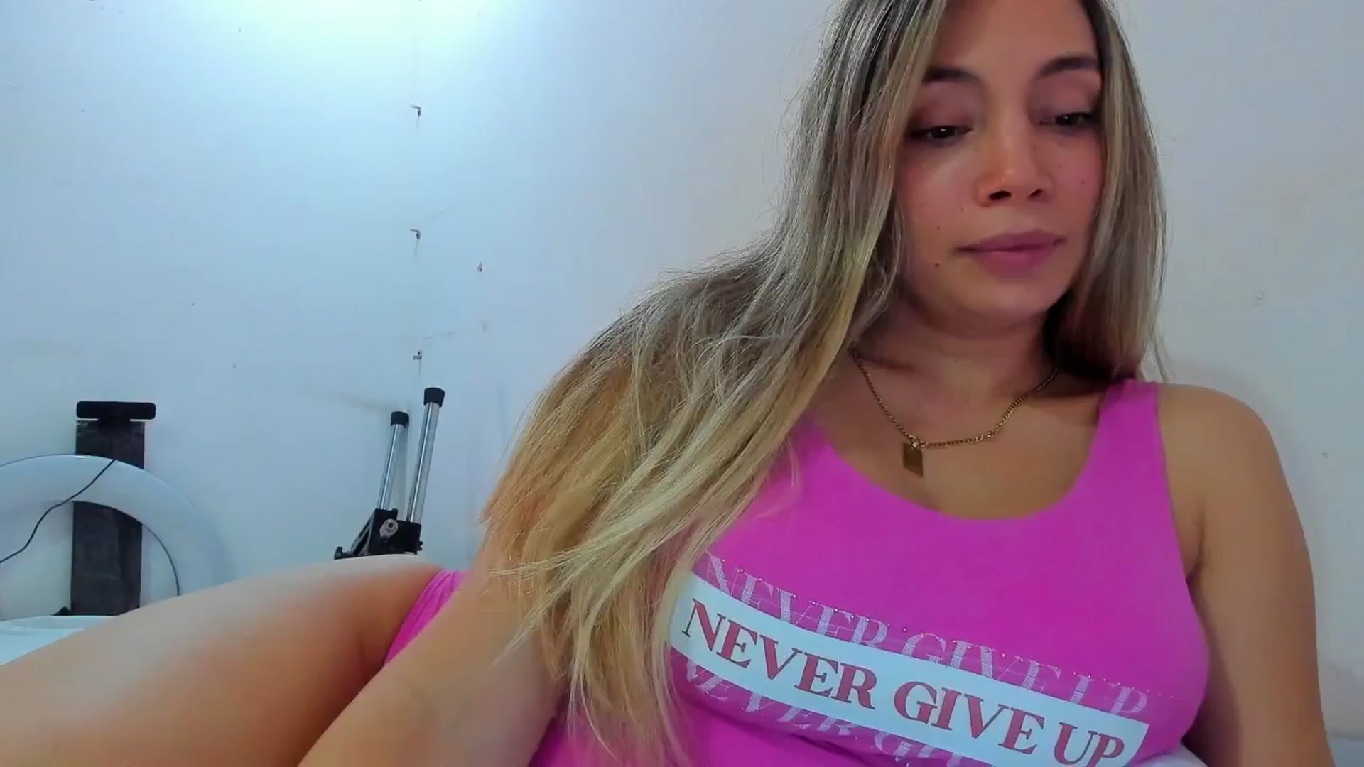 Gallery image thumbnail from SweetNinotCHk's myfreecams stream on, 01/14/2026, 19:30 image 4 of 20