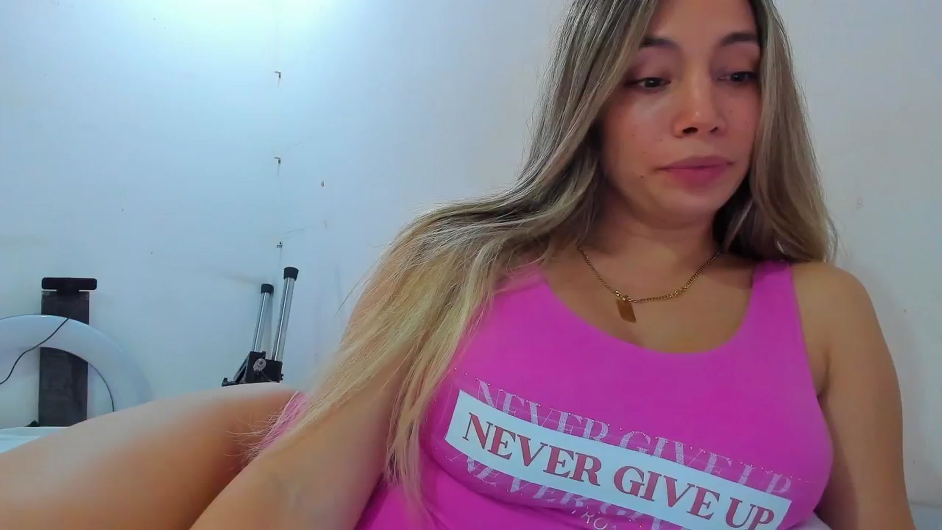 Gallery image thumbnail from SweetNinotCHk's myfreecams stream on, 01/14/2026, 19:30 image 5 of 20