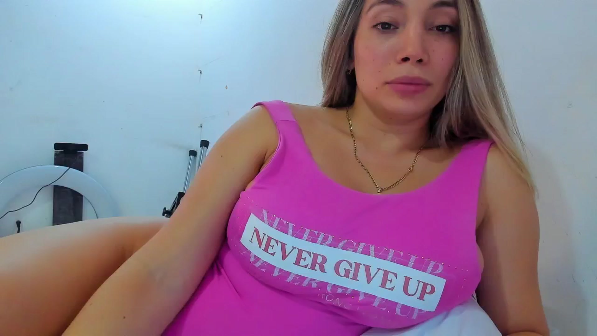 Gallery image thumbnail from SweetNinotCHk's myfreecams stream on, 01/14/2026, 21:18 image 1 of 20