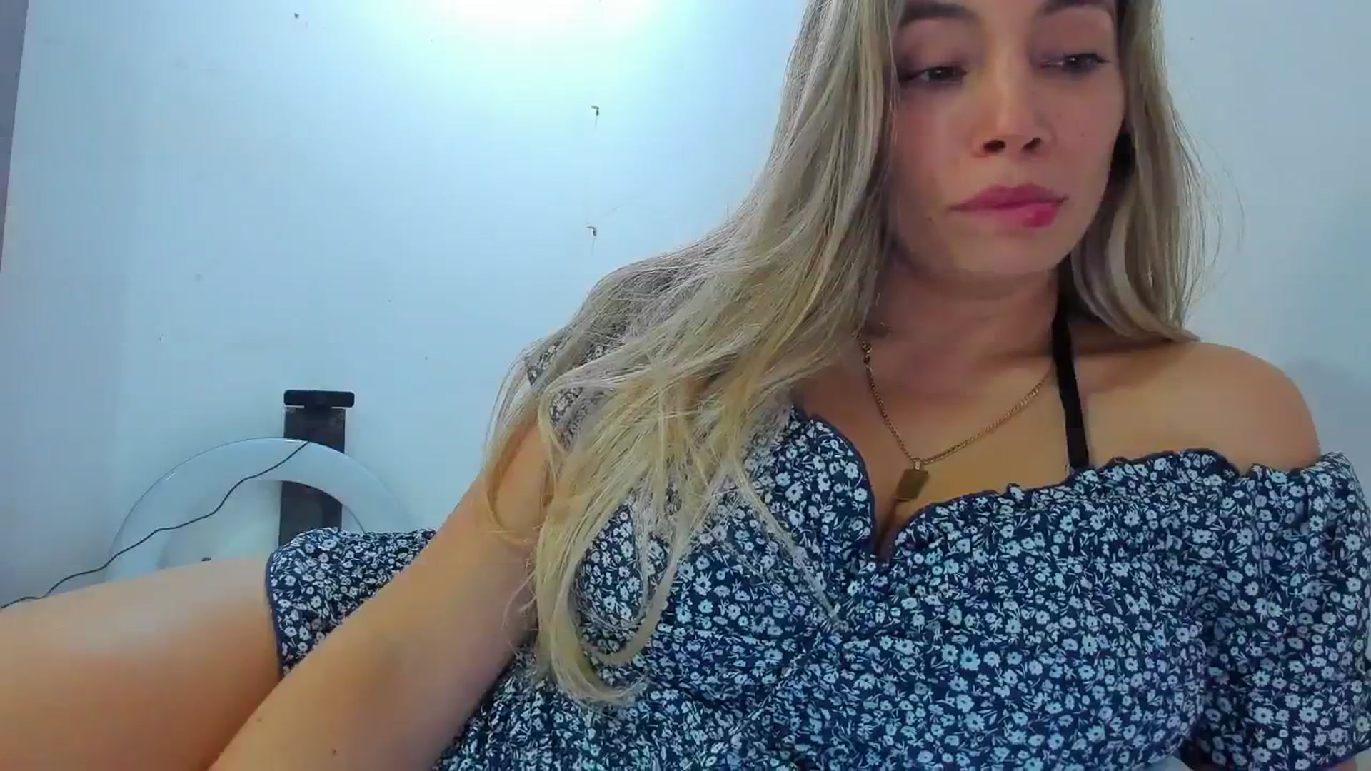 Gallery image thumbnail from SweetNinotCHk's myfreecams stream on, 01/15/2026, 21:56 image 7 of 20