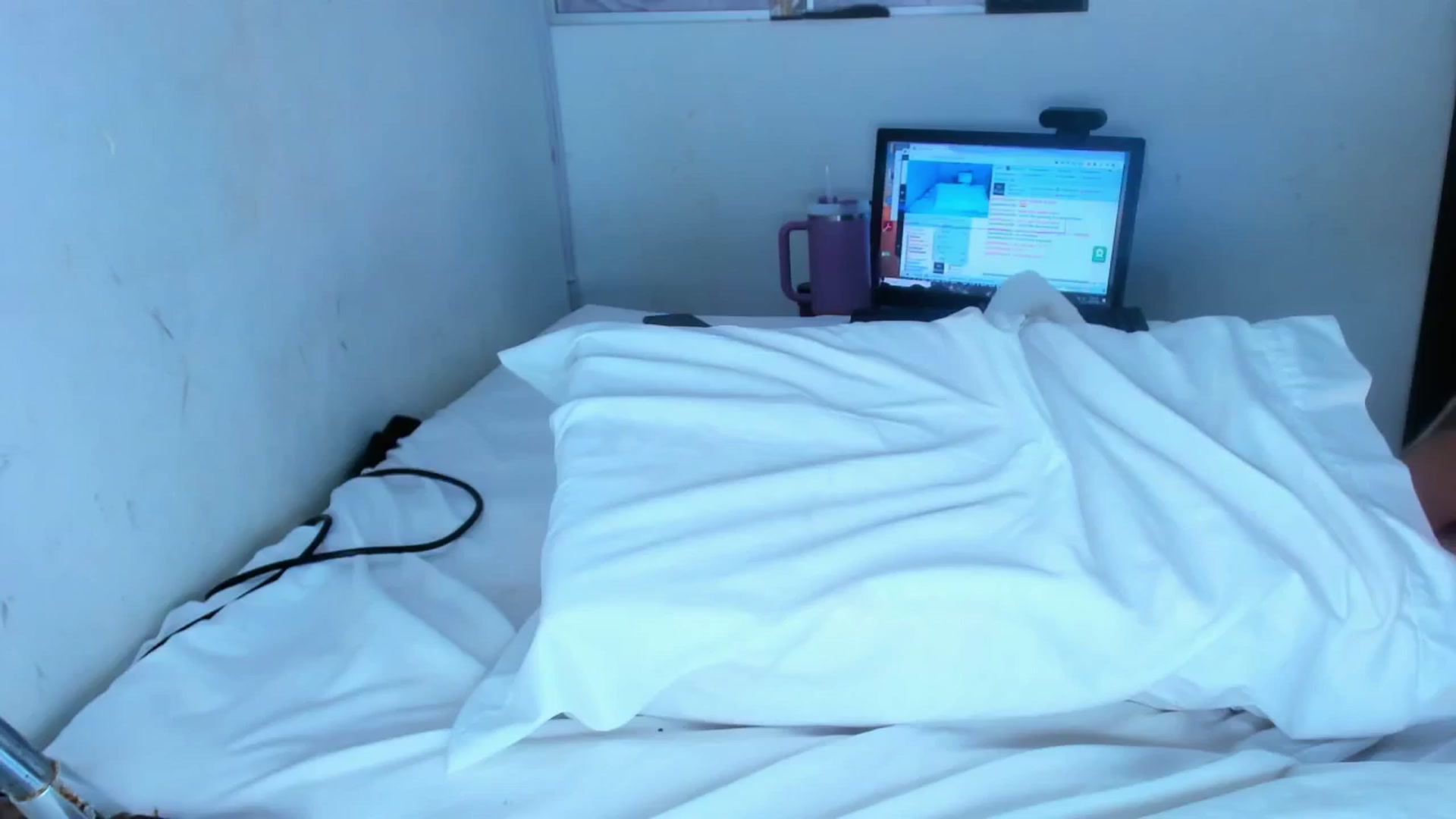 Gallery image thumbnail from SweetNinotCHk's myfreecams stream on, 01/20/2026, 19:53 image 17 of 20