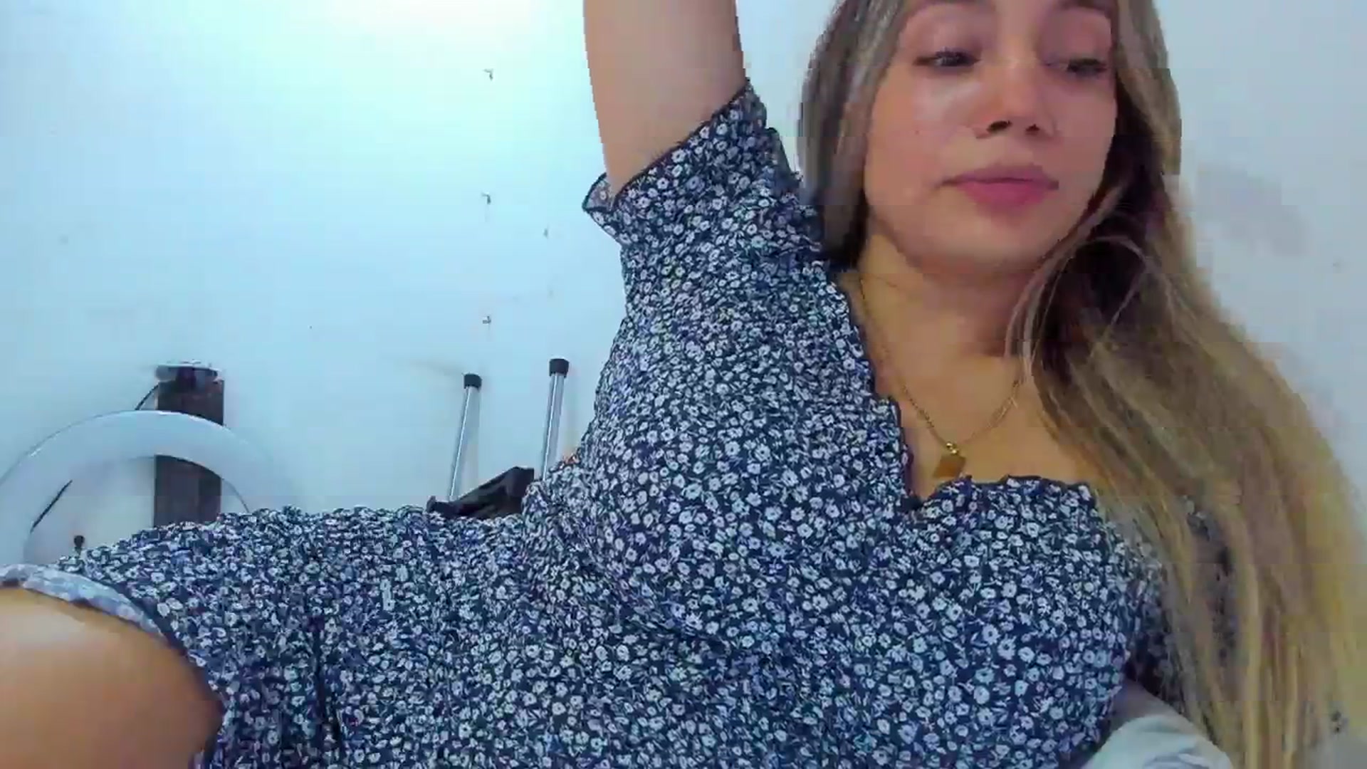 Gallery image thumbnail from SweetNinotCHk's myfreecams stream on, 01/26/2026, 23:19 image 11 of 20