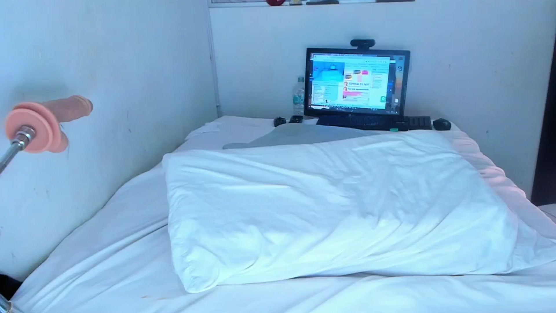 Gallery image thumbnail from SweetNinotCHk's myfreecams stream on, 01/27/2026, 21:04 image 15 of 20