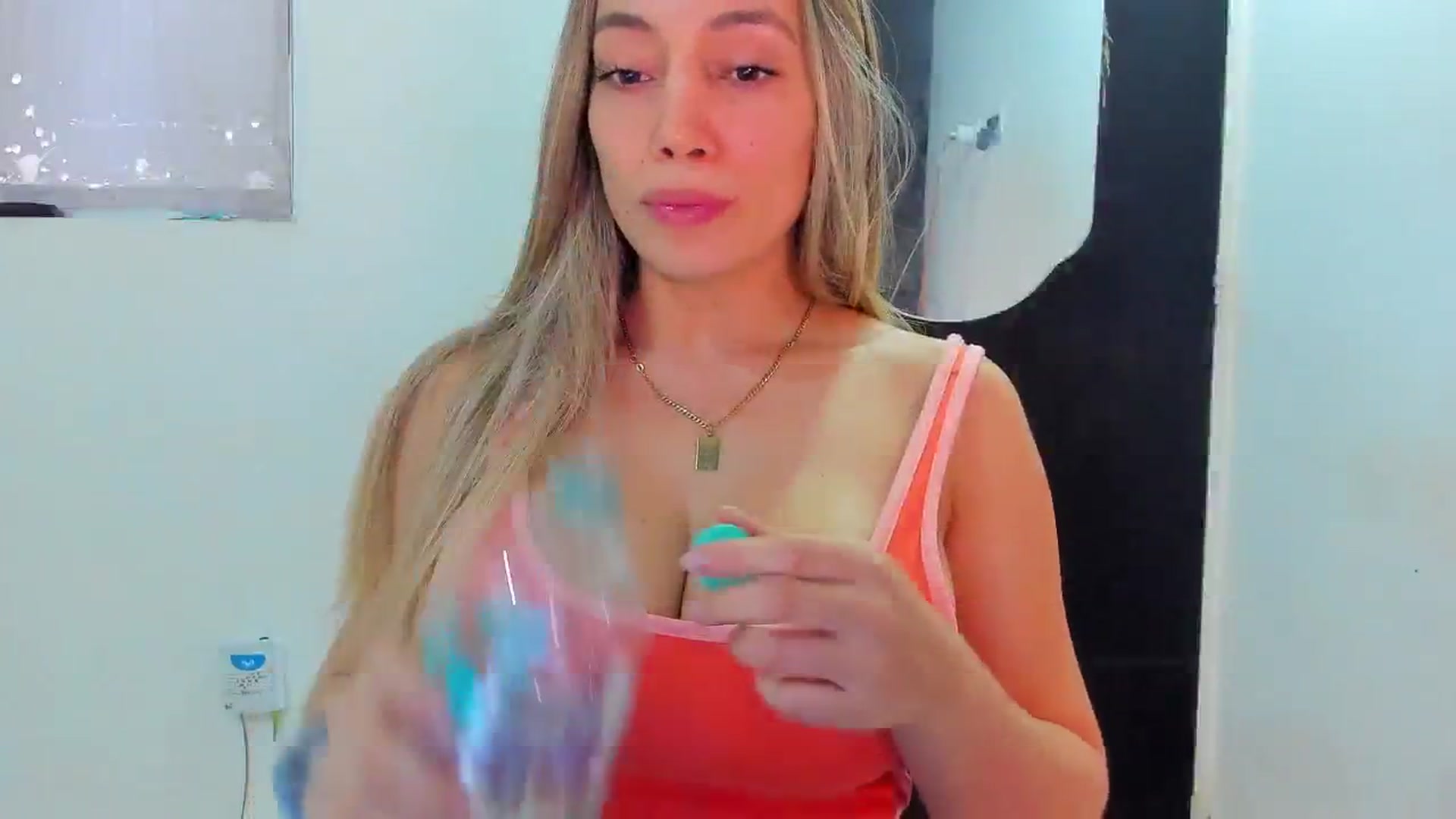 Gallery image thumbnail from SweetNinotCHk's myfreecams stream on, 02/02/2026, 16:32 image 2 of 20