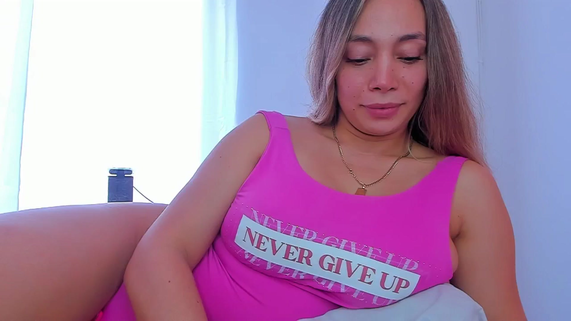 Gallery image thumbnail from SweetNinotCHk's myfreecams stream on, 02/06/2026, 17:58 image 17 of 20