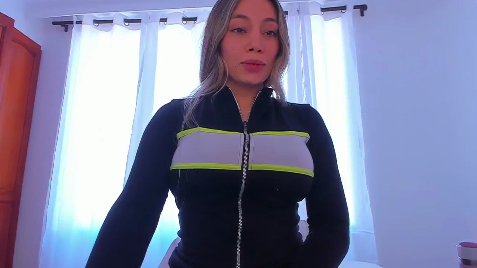 Gallery image thumbnail from SweetNinotCHk's myfreecams stream on, 02/14/2026, 15:24 image 11 of 20