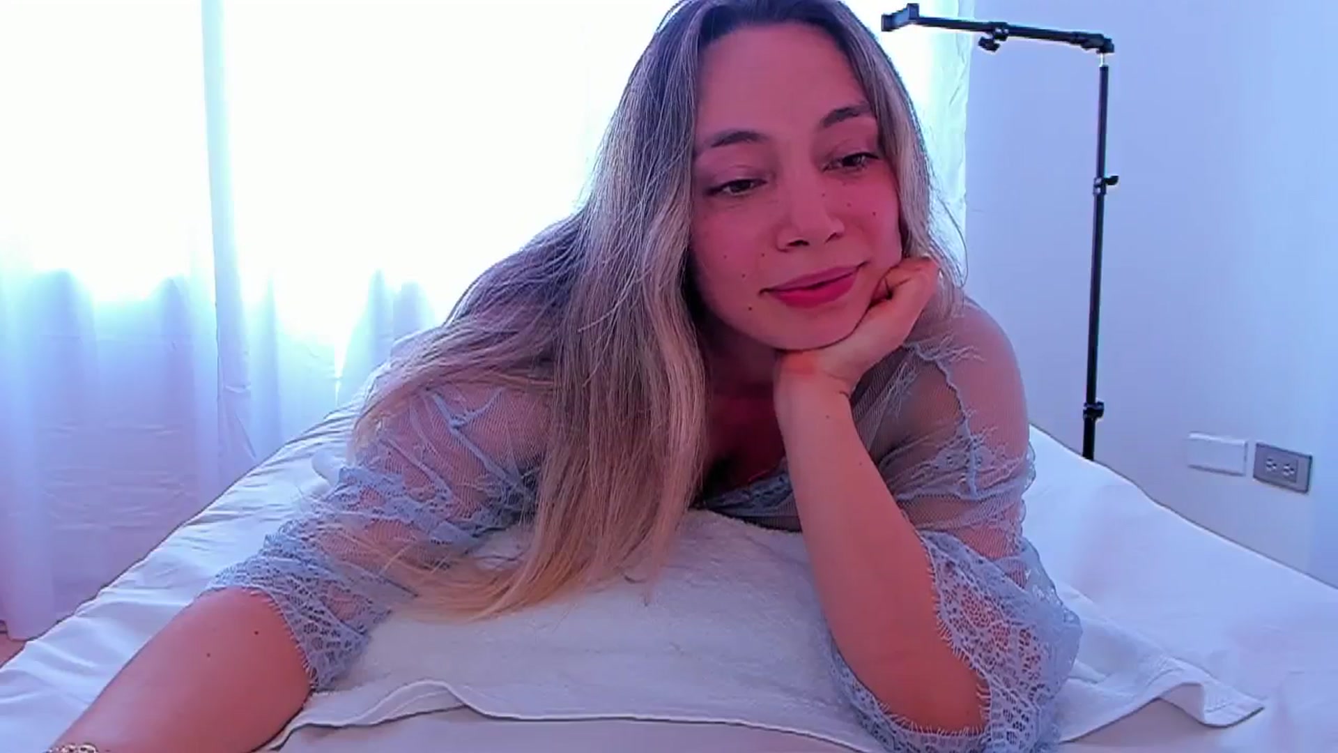 Gallery image thumbnail from SweetNinotCHk's myfreecams stream on, 02/28/2026, 19:12 image 6 of 20