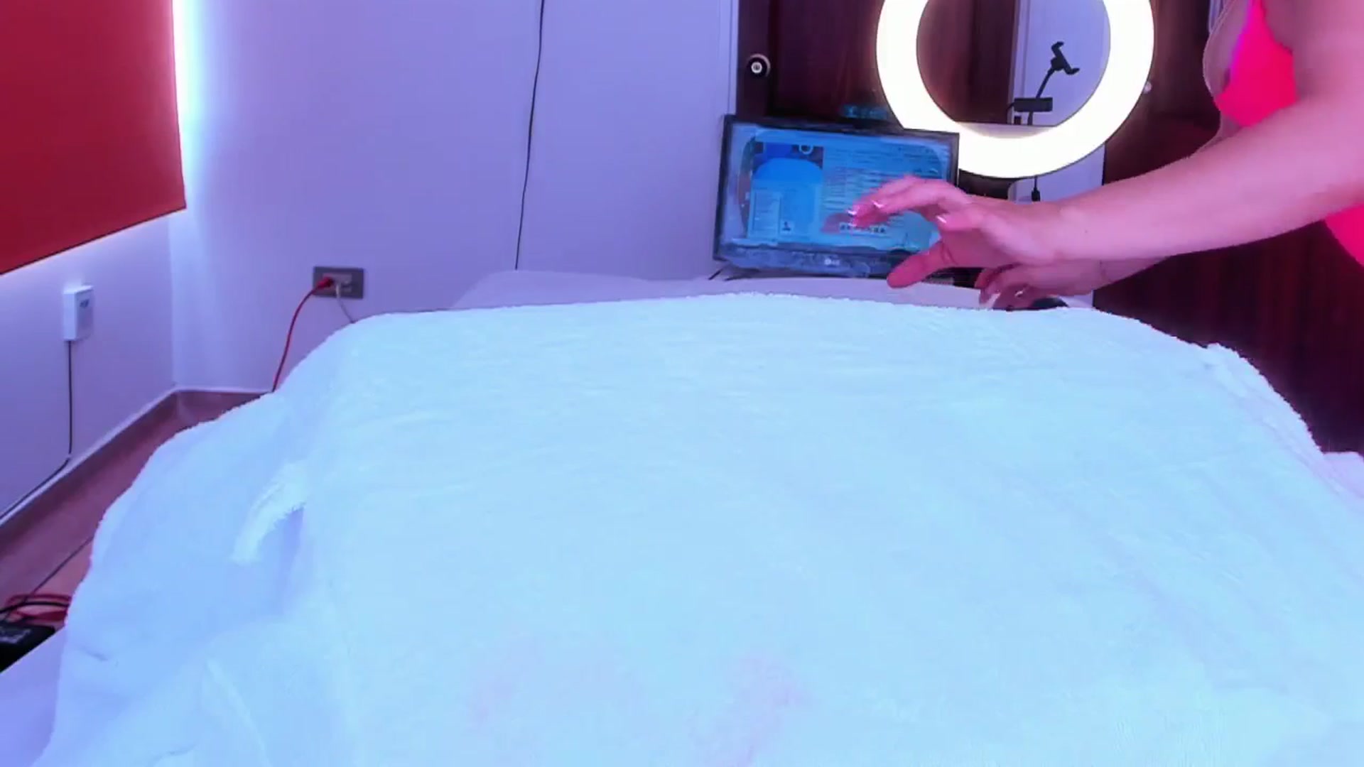Gallery image thumbnail from SweetNinotCHk's myfreecams stream on, 03/02/2026, 17:01 image 20 of 20