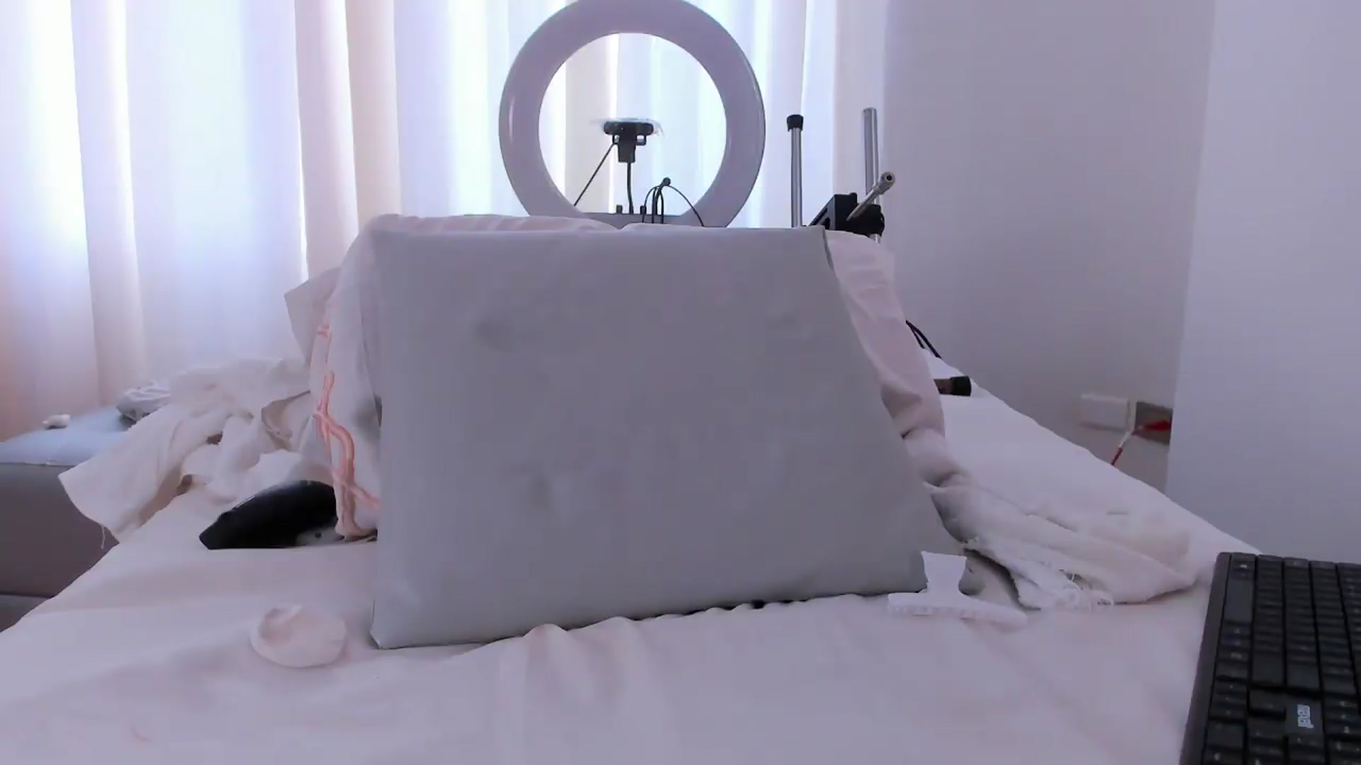 Gallery image thumbnail from SweetNinotCHk's myfreecams stream on, 06/11/2026, 15:44 image 10 of 20