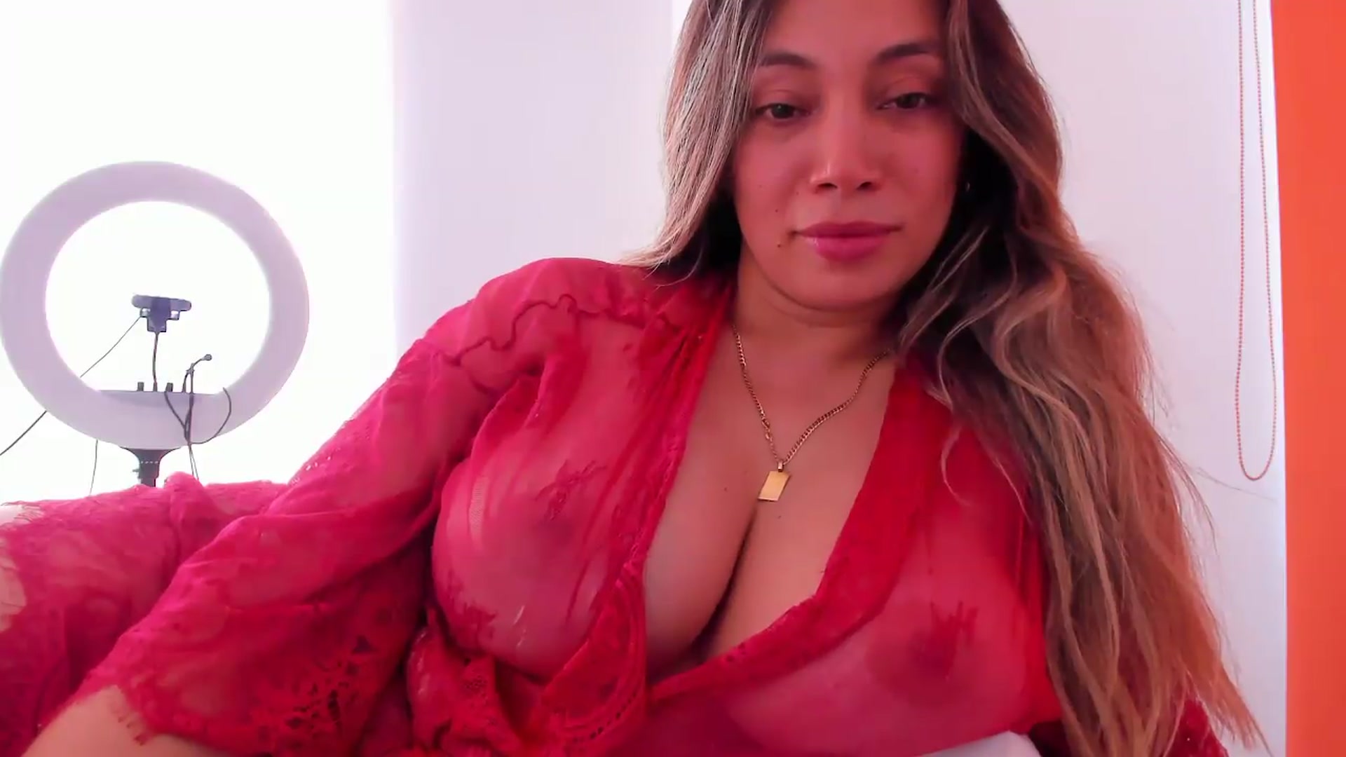 Gallery image thumbnail from SweetNinotCHk's myfreecams stream on, 06/29/2026, 20:35 image 16 of 20