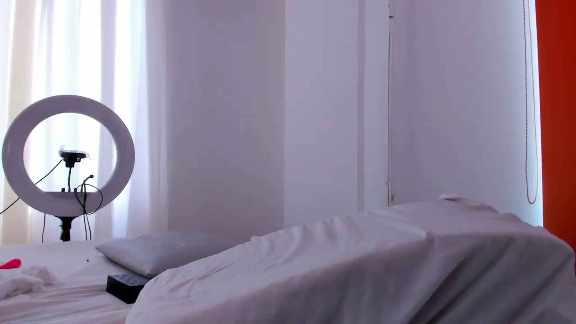 Gallery image thumbnail from SweetNinotCHk's myfreecams stream on, 06/30/2026, 17:32 image 17 of 20