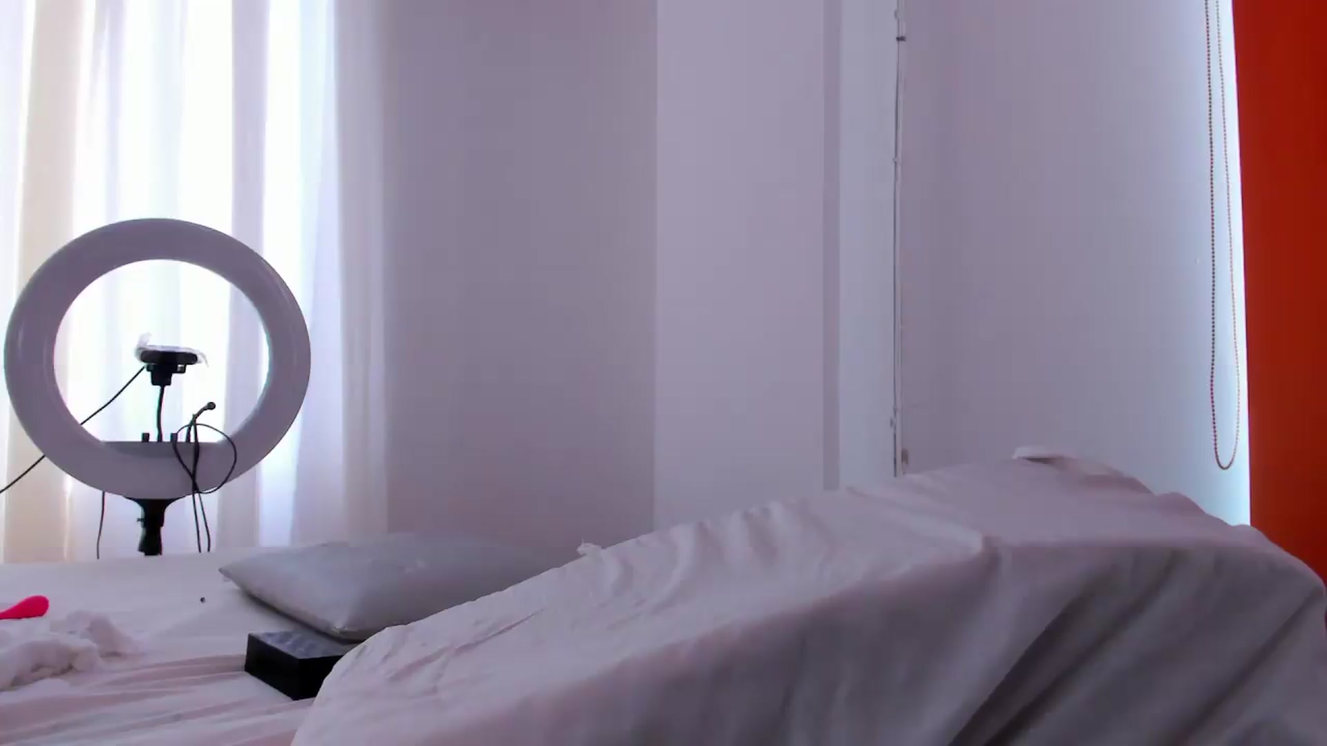 Gallery image thumbnail from SweetNinotCHk's myfreecams stream on, 06/30/2026, 17:32 image 15 of 20