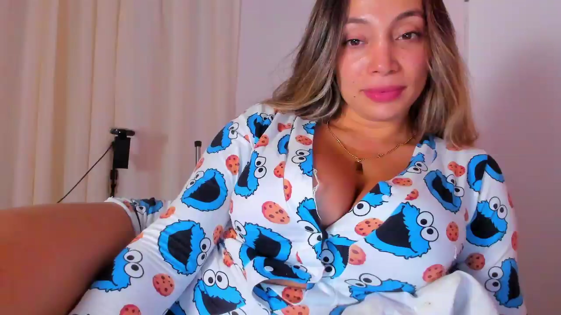 Gallery image thumbnail from SweetNinotCHk's myfreecams stream on, 07/17/2026, 05:29 image 3 of 20
