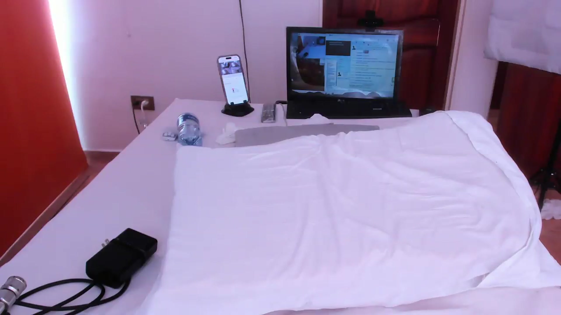 Gallery image thumbnail from SweetNinotCHk's myfreecams stream on, 07/21/2026, 17:51 image 19 of 20