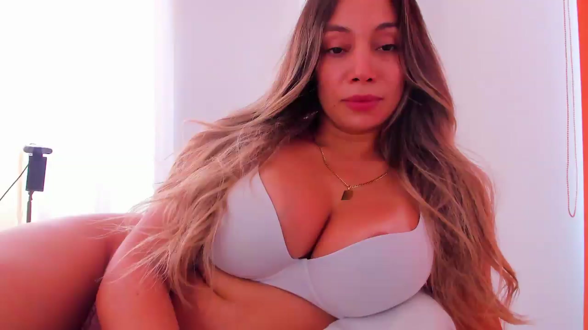 Gallery image thumbnail from SweetNinotCHk's myfreecams stream on, 07/30/2026, 20:31 image 4 of 20