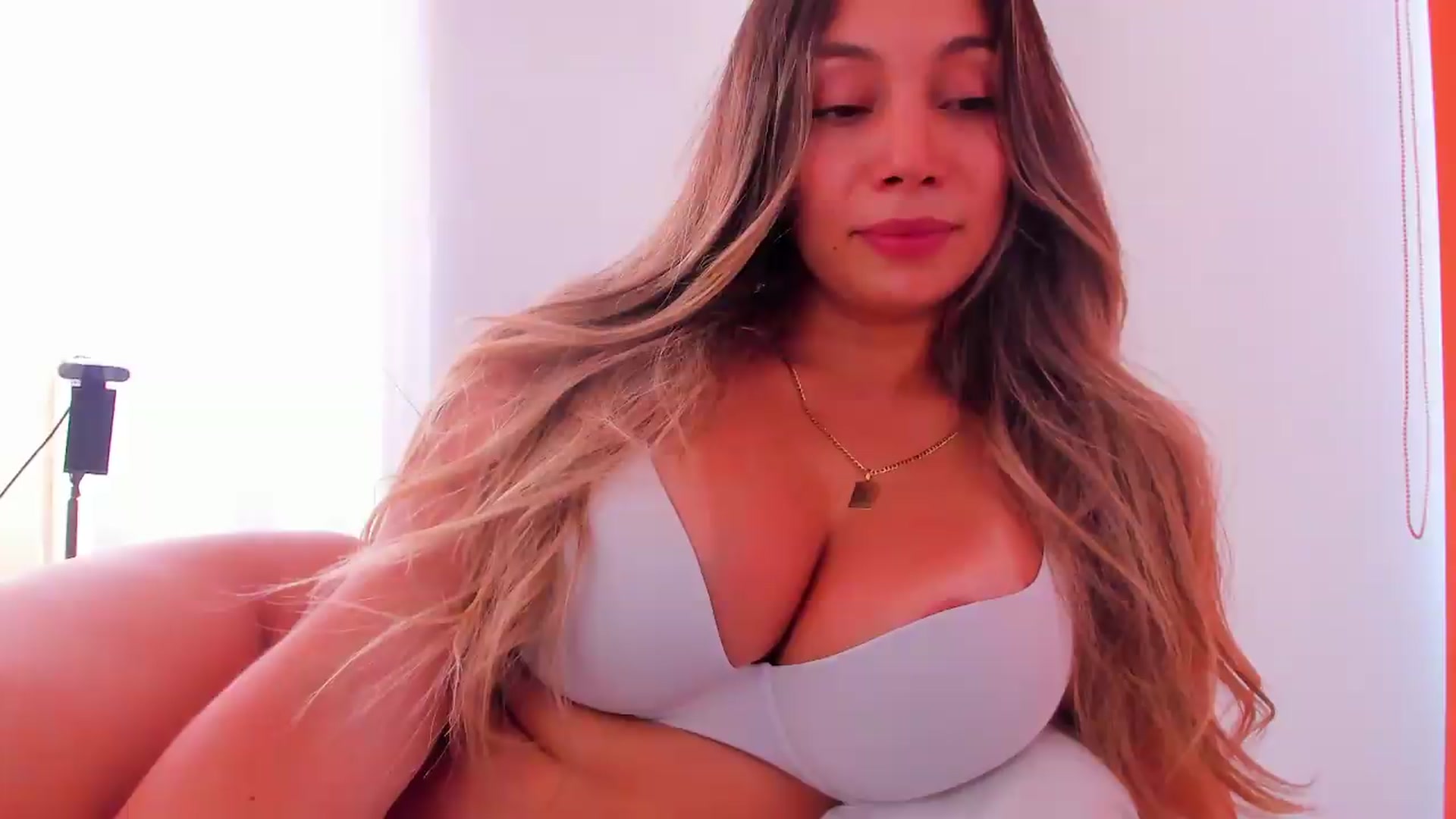 Gallery image thumbnail from SweetNinotCHk's myfreecams stream on, 07/30/2026, 20:31 image 5 of 20