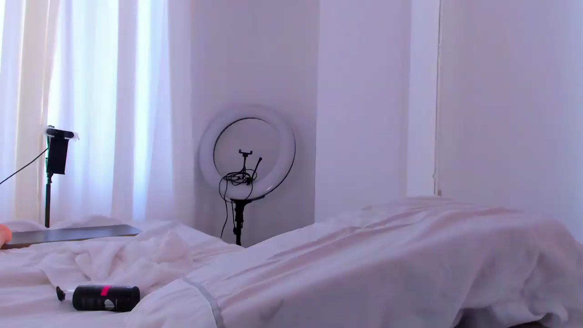 Gallery image thumbnail from SweetNinotCHk's myfreecams stream on, 08/02/2026, 16:42 image 15 of 20