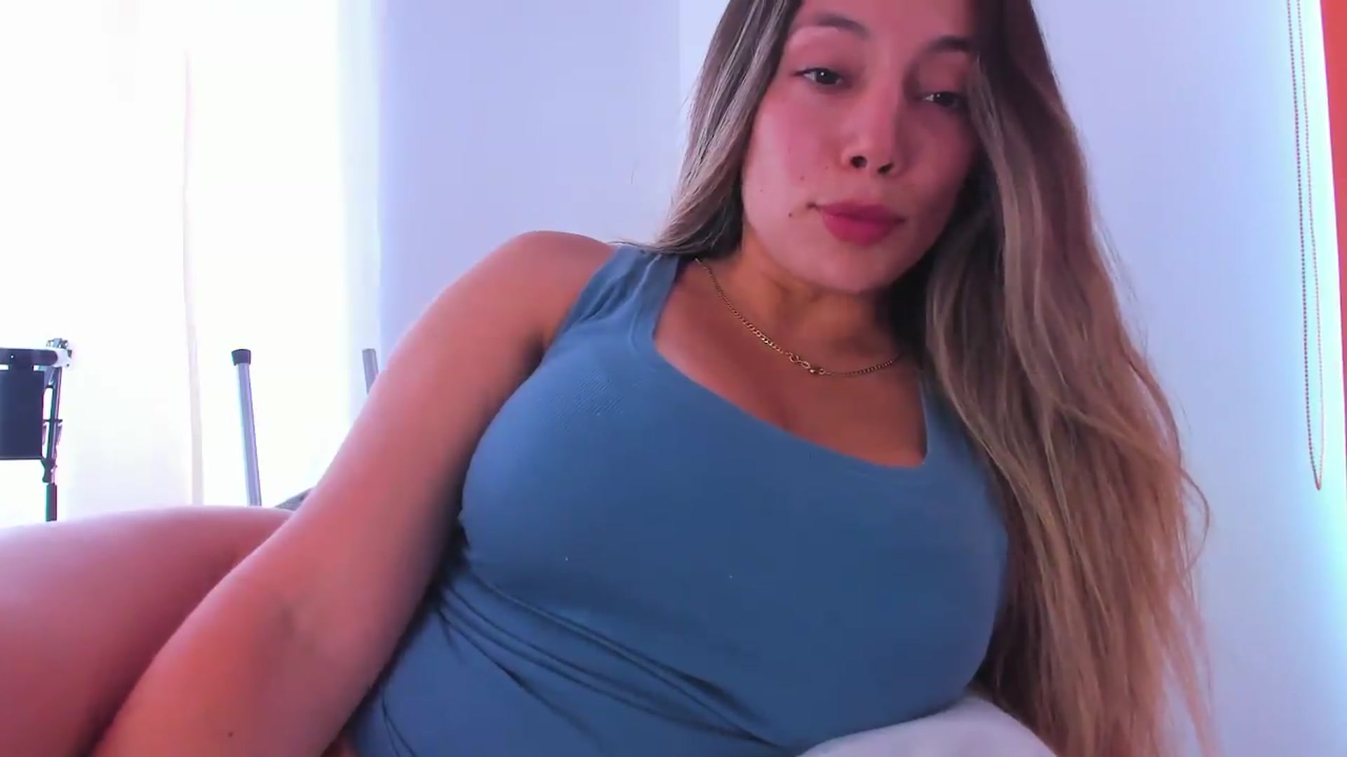 Gallery image thumbnail from SweetNinotCHk's myfreecams stream on, 08/13/2026, 22:08 image 9 of 20