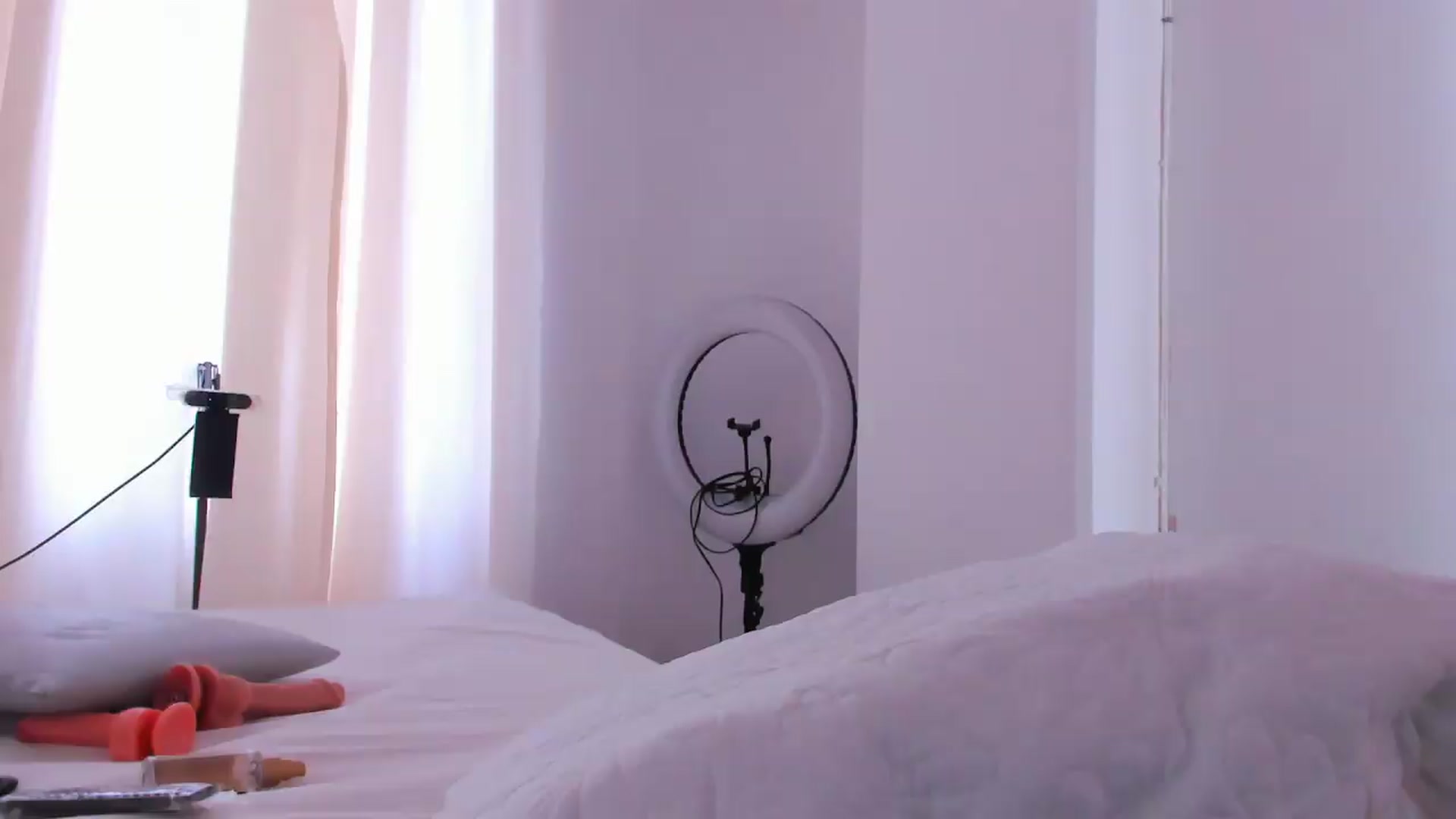 Gallery image thumbnail from SweetNinotCHk's myfreecams stream on, 08/15/2026, 15:33 image 18 of 20
