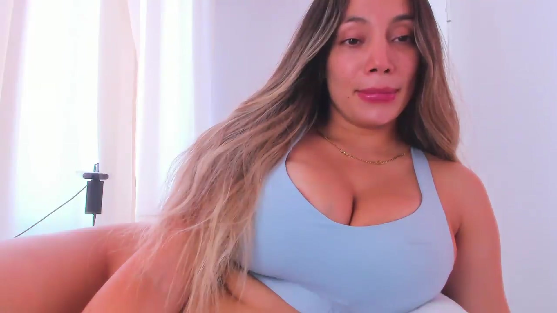 Gallery image thumbnail from SweetNinotCHk's myfreecams stream on, 08/19/2026, 16:15 image 18 of 20