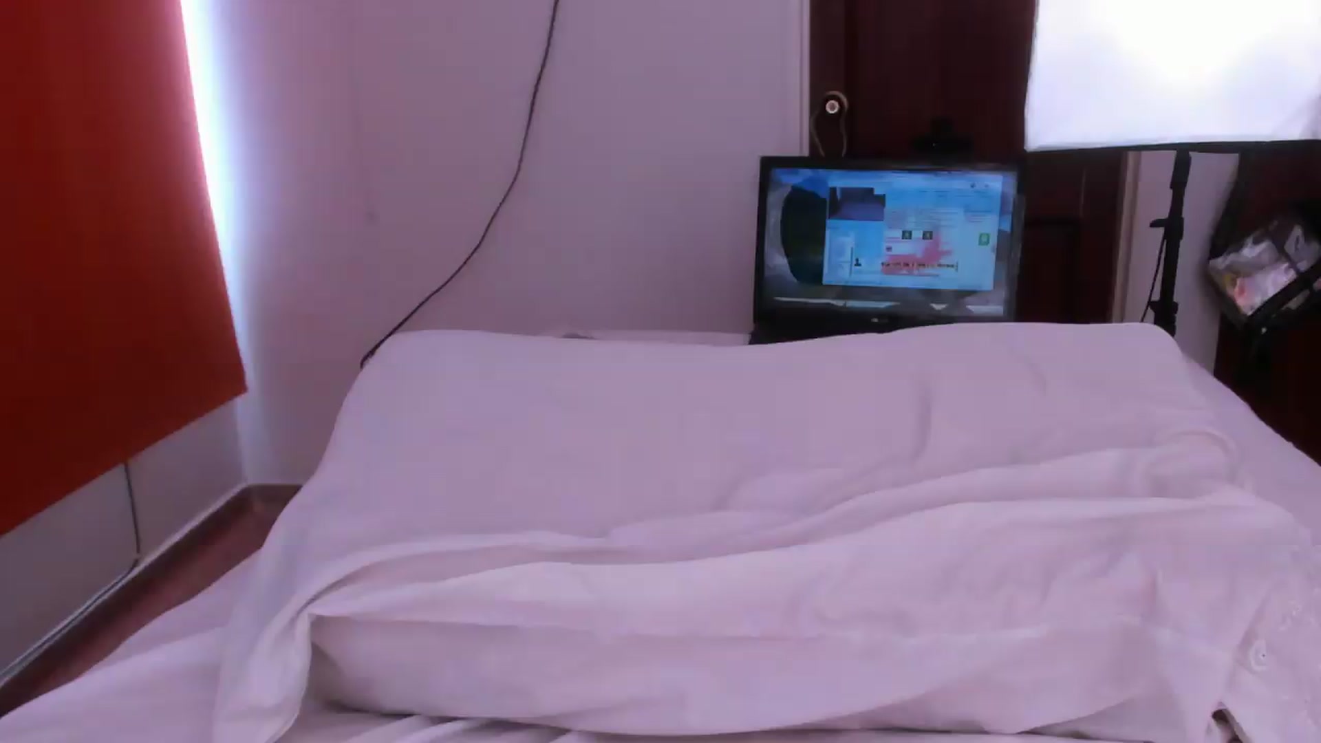 Gallery image thumbnail from SweetNinotCHk's myfreecams stream on, 09/10/2026, 21:44 image 3 of 20