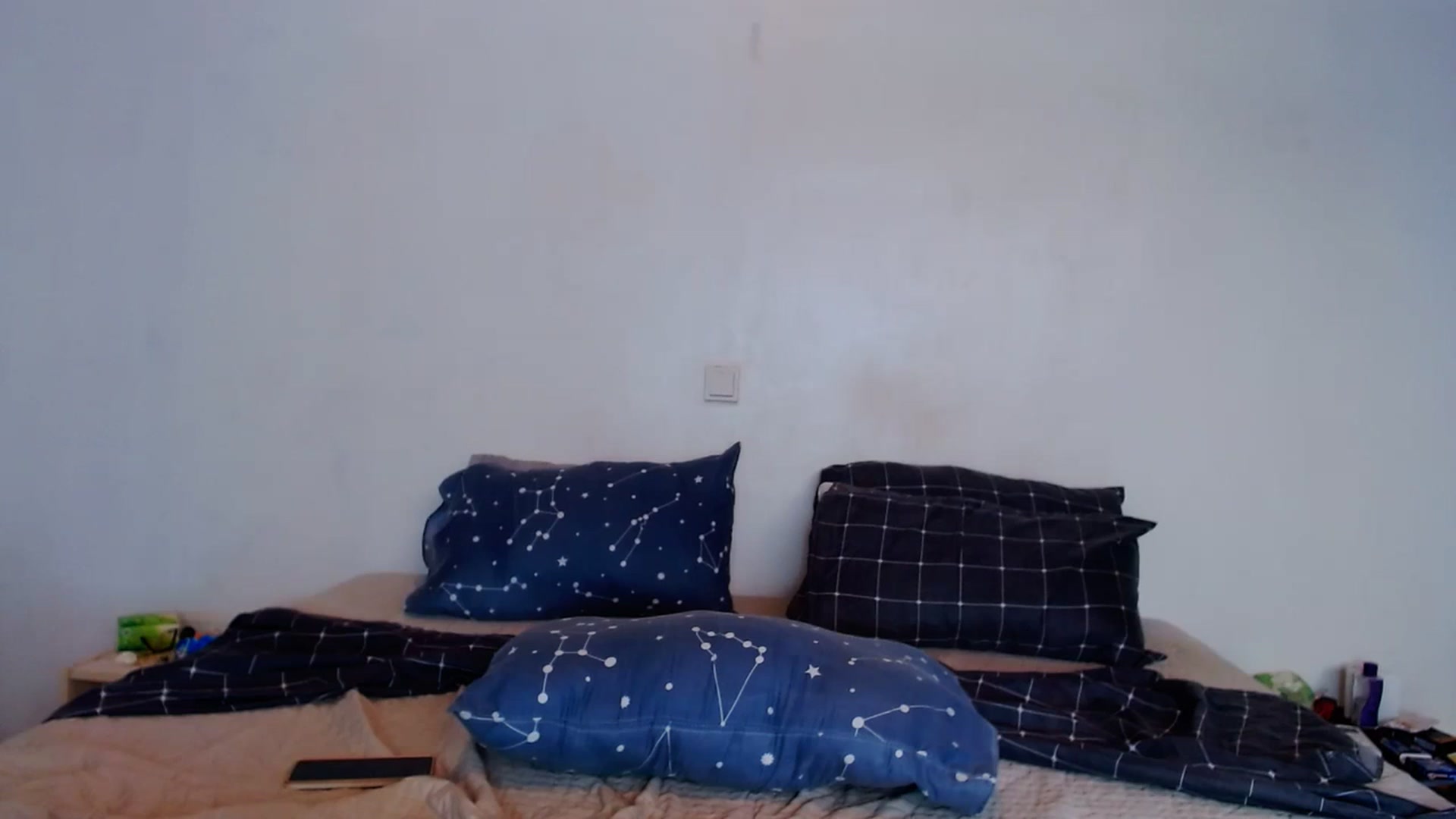 Gallery image thumbnail from SweetOne_4u's myfreecams stream on, 09/01/2023, 24:00 image 16 of 20