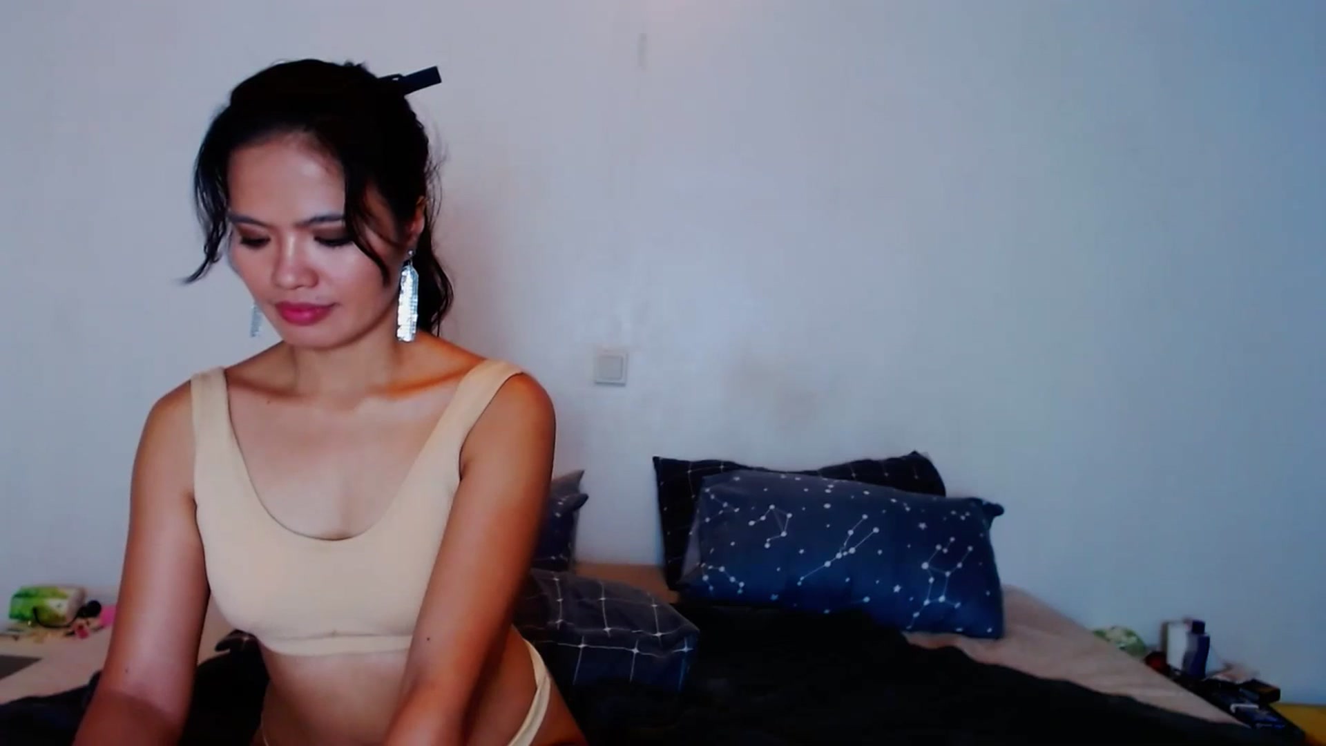 Gallery image thumbnail from SweetOne_4u's myfreecams stream on, 09/02/2023, 22:49 image 4 of 20