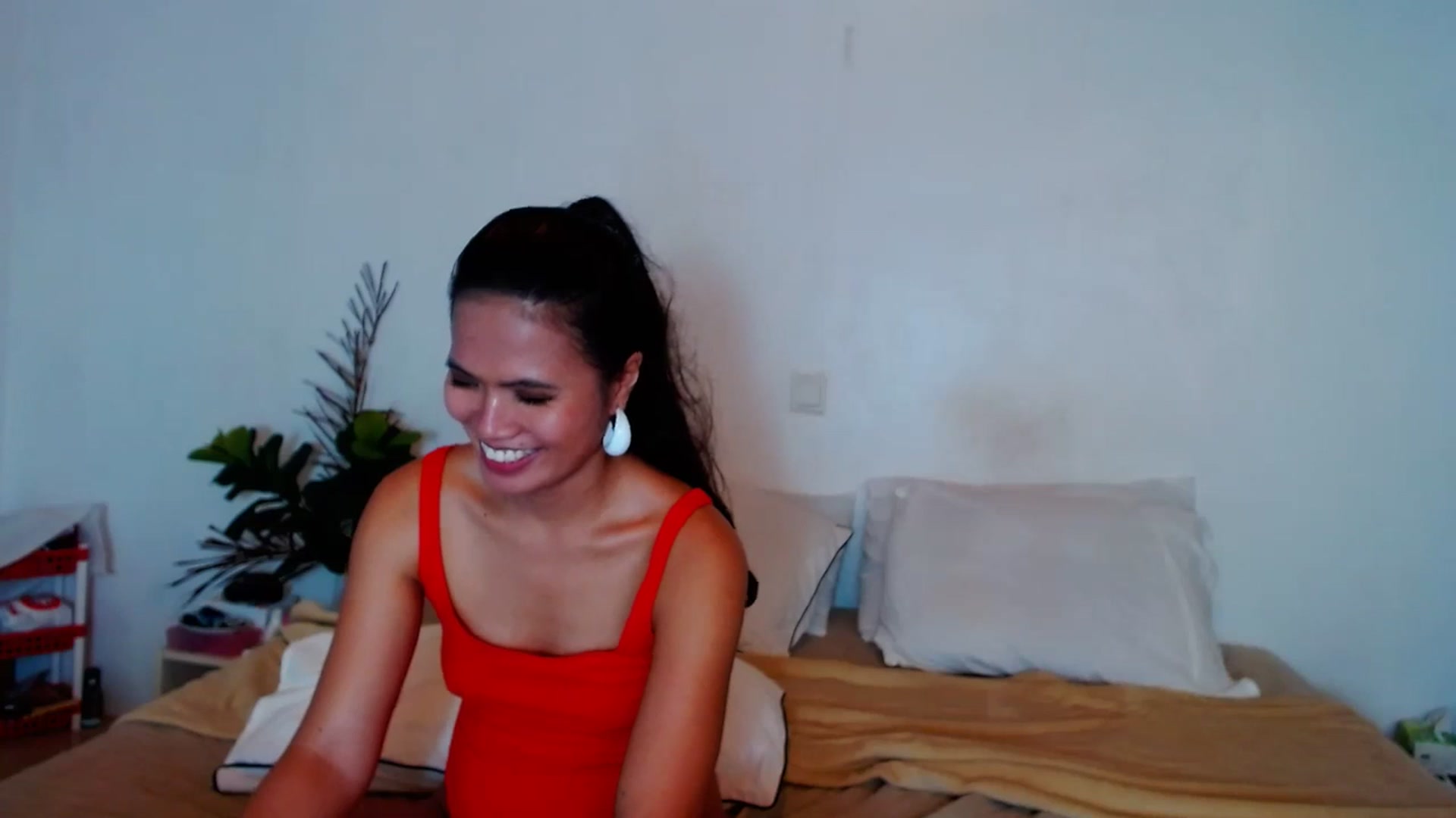Gallery image thumbnail from SweetOne_4u's myfreecams stream on, 09/17/2023, 23:10 image 12 of 20