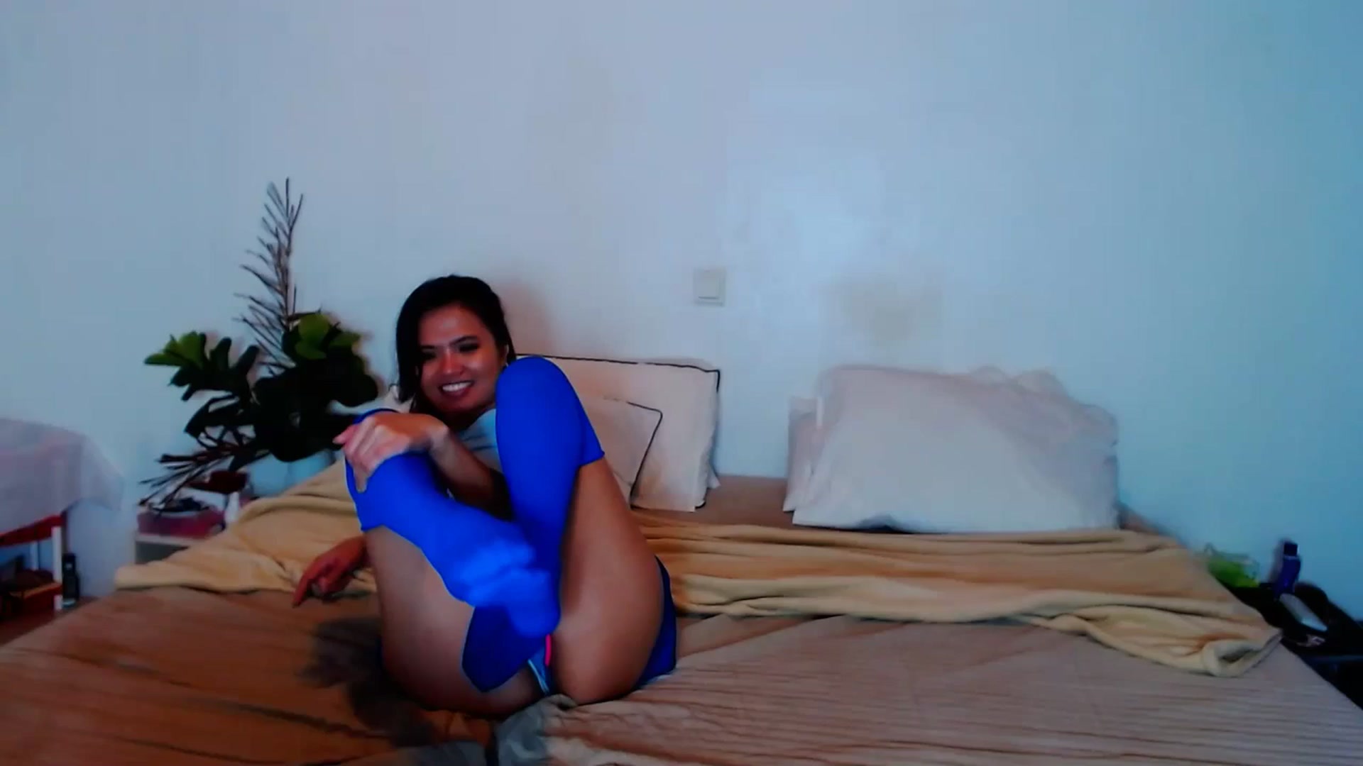 Gallery image thumbnail from SweetOne_4u's myfreecams stream on, 09/22/2023, 23:54 image 3 of 20