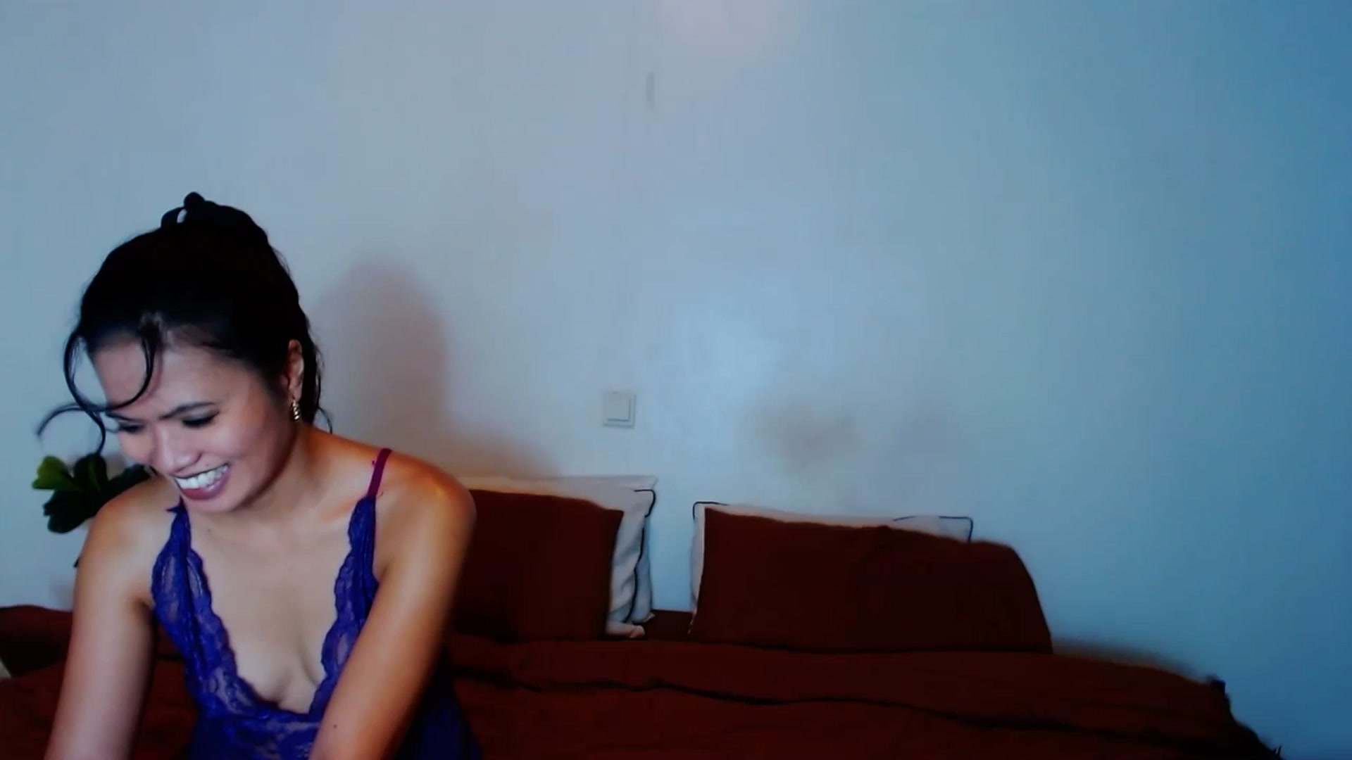 Gallery image thumbnail from SweetOne_4u's myfreecams stream on, 09/23/2023, 21:40 image 4 of 20
