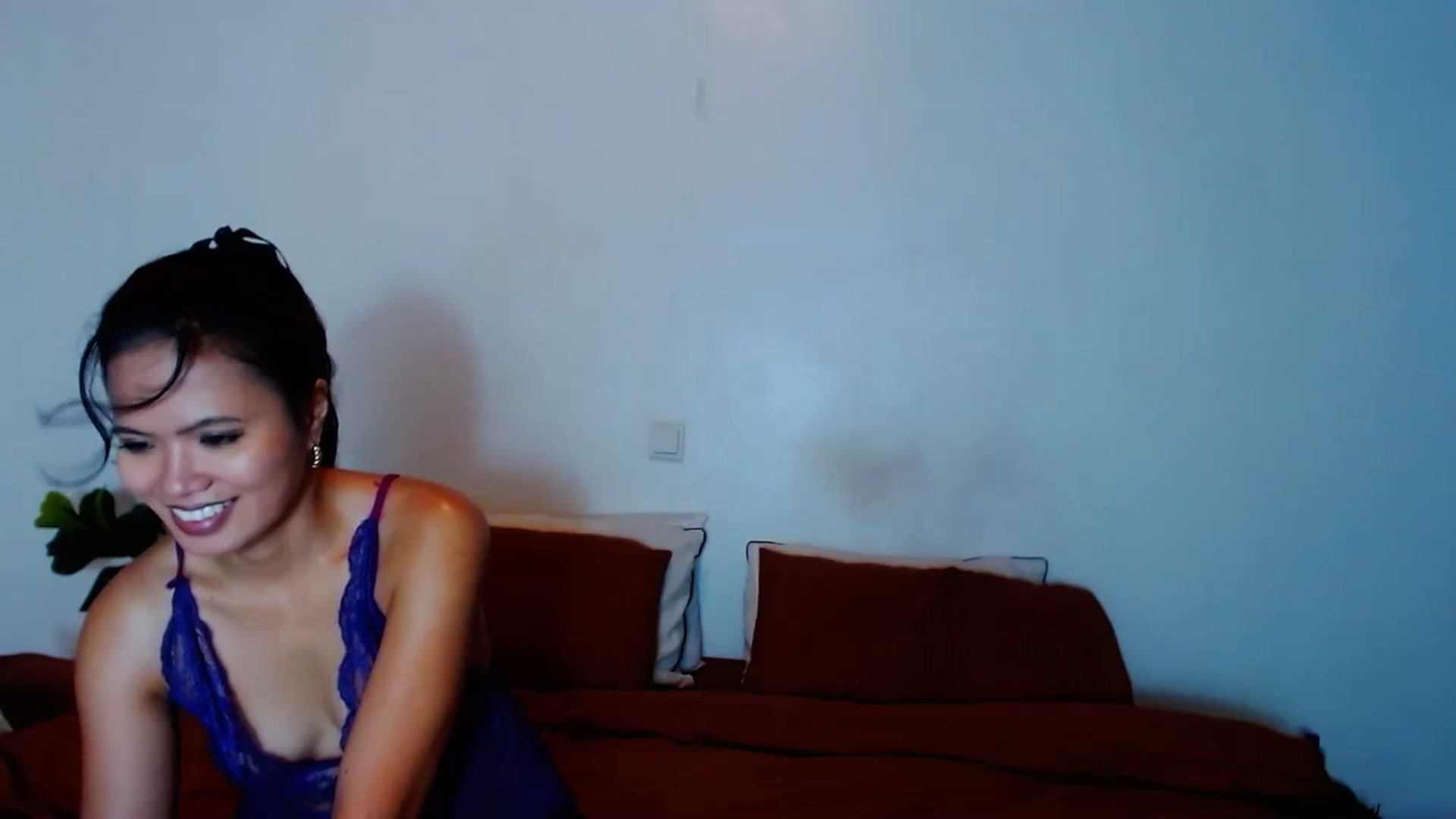 Gallery image thumbnail from SweetOne_4u's myfreecams stream on, 09/23/2023, 22:13 image 8 of 20