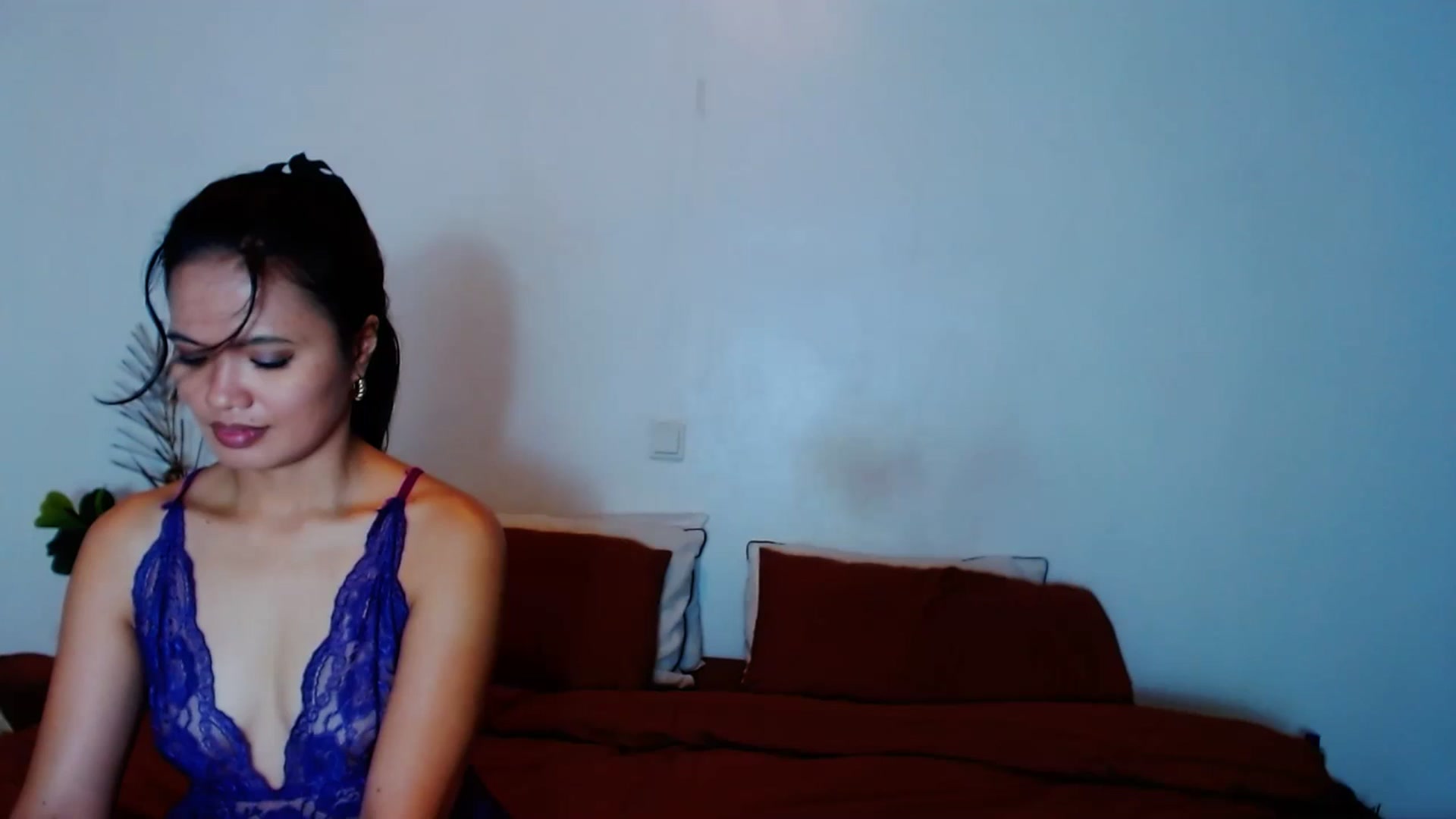 Gallery image thumbnail from SweetOne_4u's myfreecams stream on, 09/23/2023, 22:13 image 14 of 20