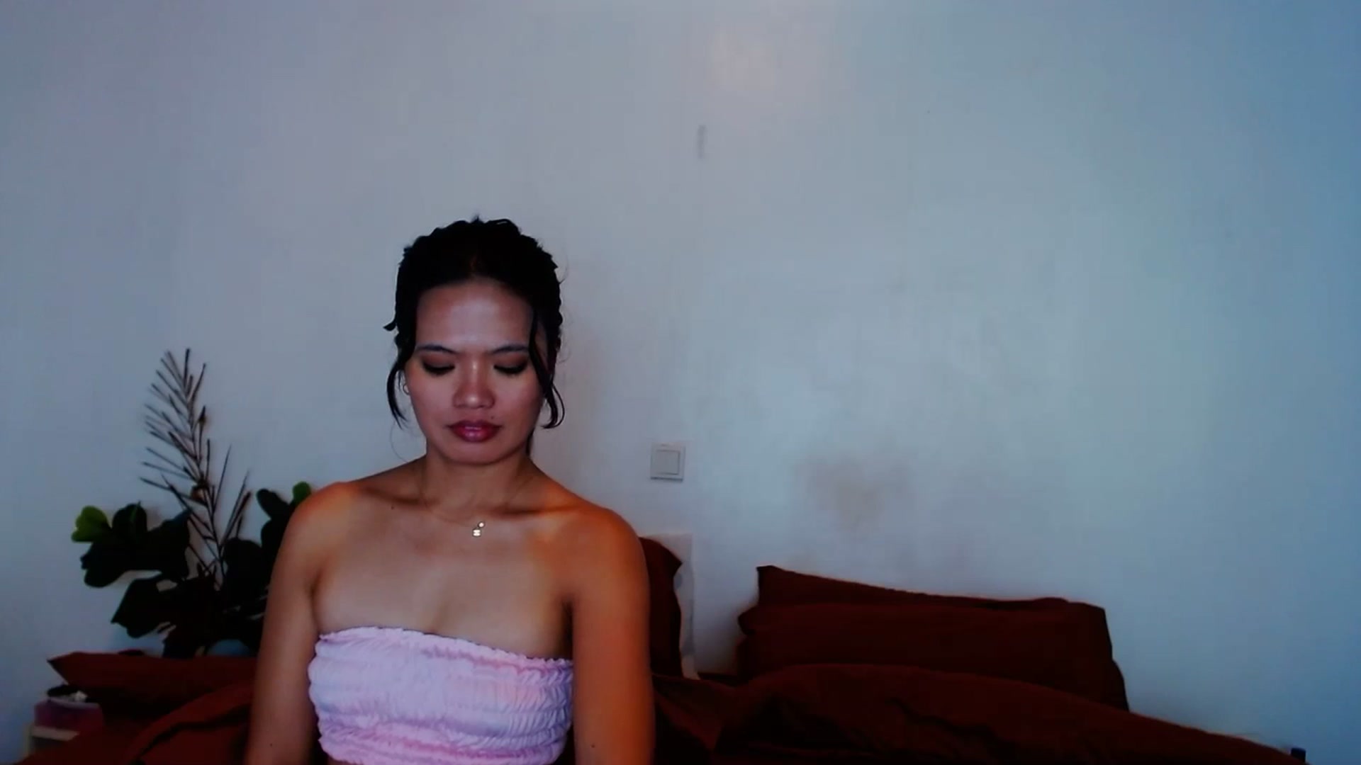 Gallery image thumbnail from SweetOne_4u's myfreecams stream on, 10/02/2023, 23:07 image 11 of 20