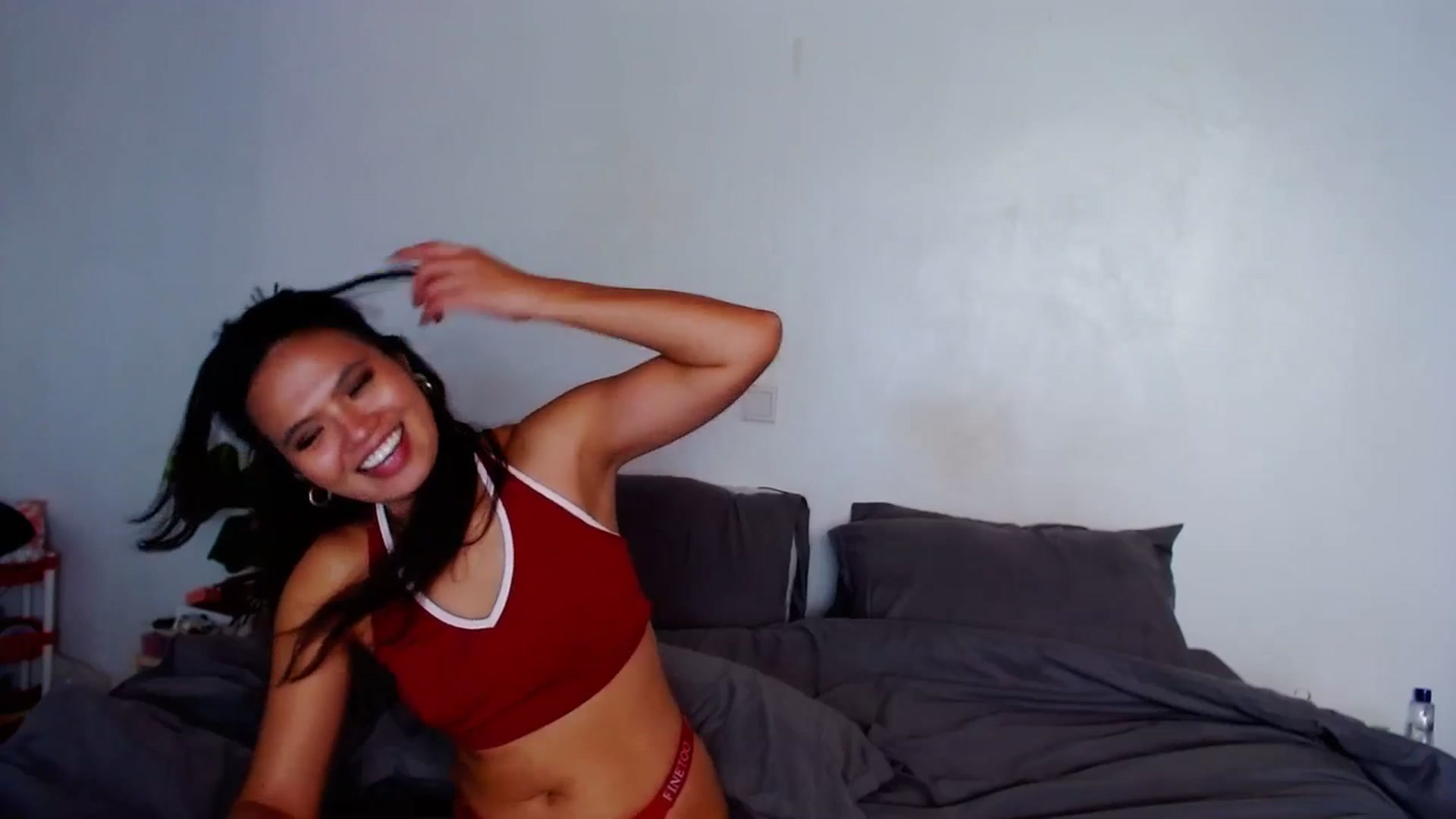 Gallery image thumbnail from SweetOne_4u's myfreecams stream on, 10/06/2023, 01:15 image 13 of 20