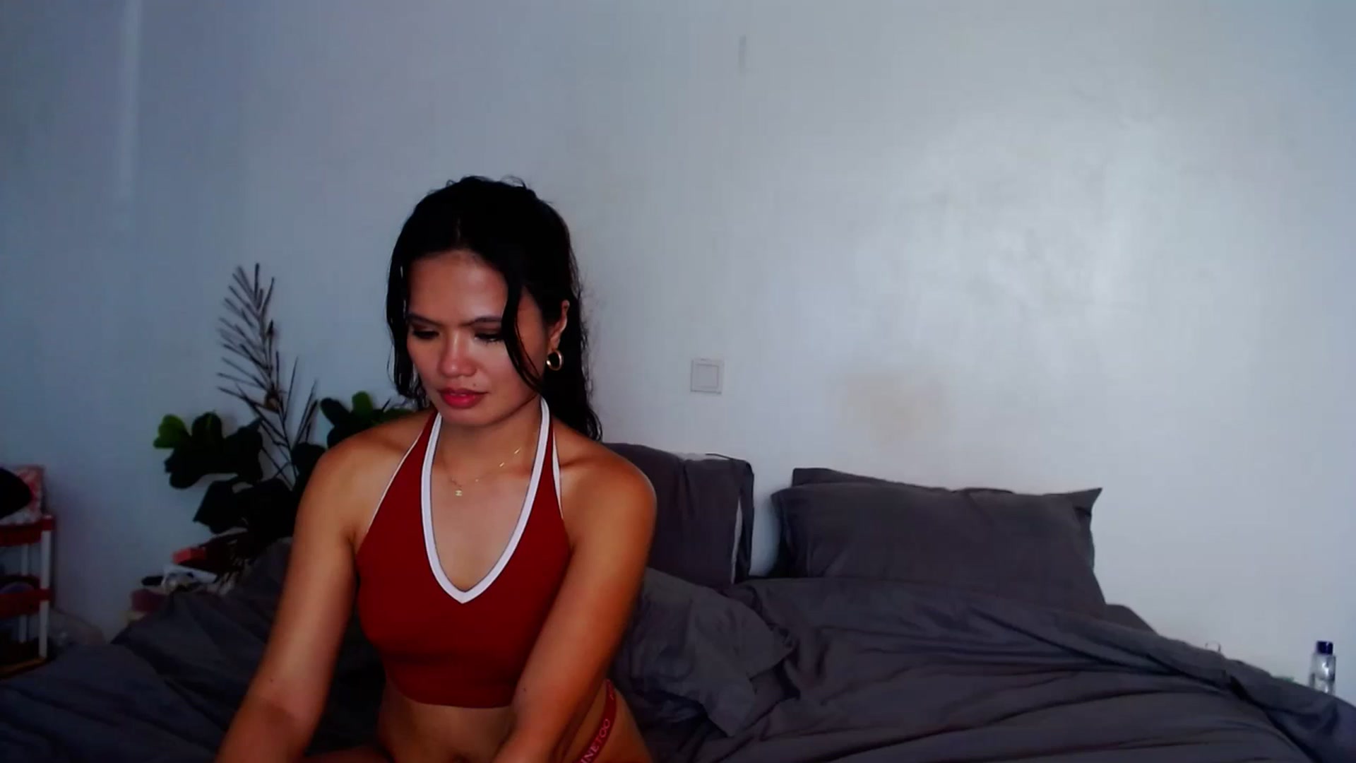 Gallery image thumbnail from SweetOne_4u's myfreecams stream on, 10/06/2023, 01:15 image 3 of 20