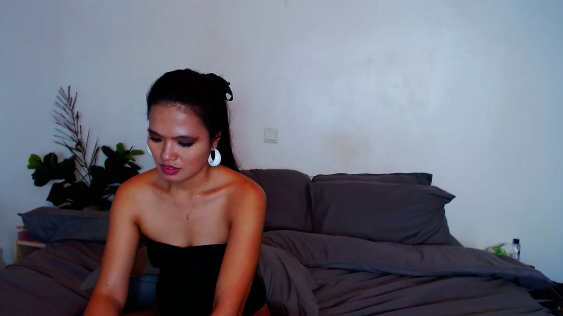 Gallery image thumbnail from SweetOne_4u's myfreecams stream on, 10/07/2023, 01:33 image 2 of 20