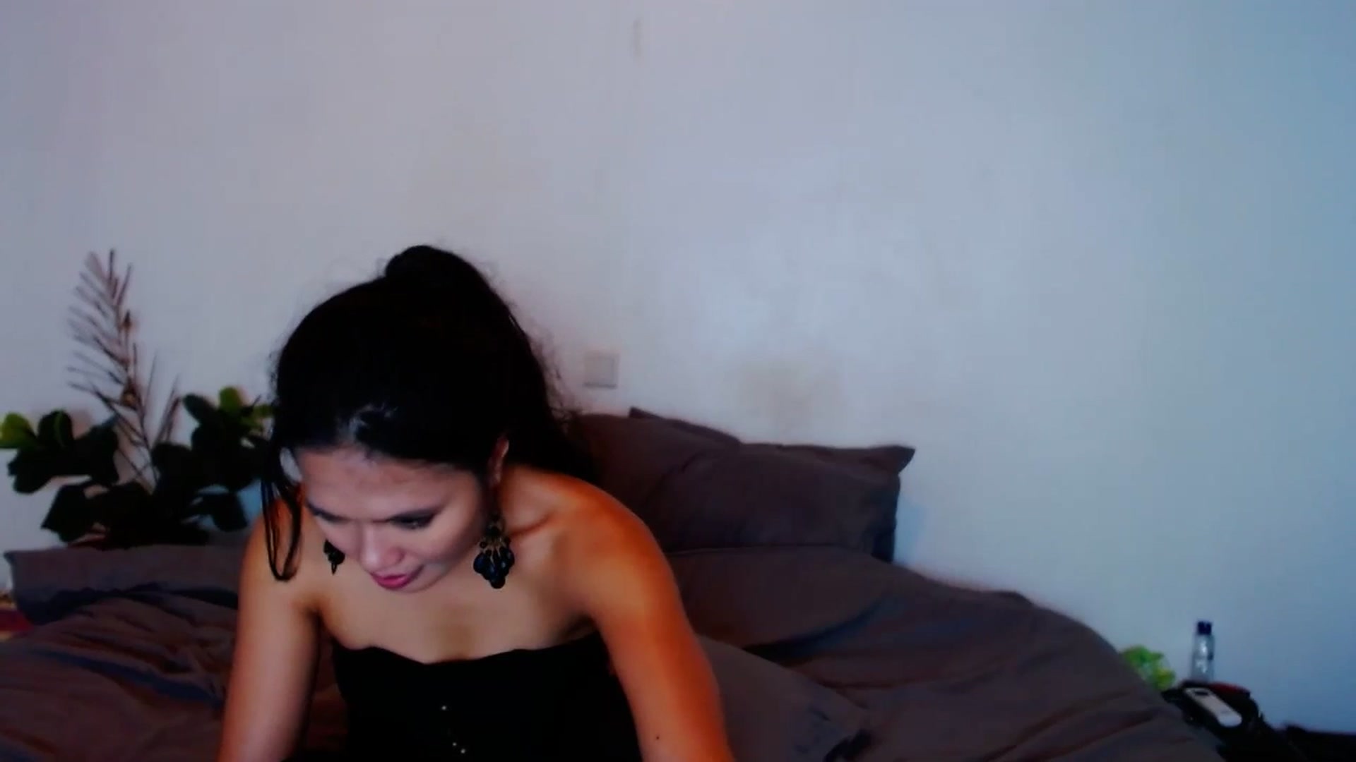 Gallery image thumbnail from SweetOne_4u's myfreecams stream on, 10/08/2023, 23:35 image 20 of 20