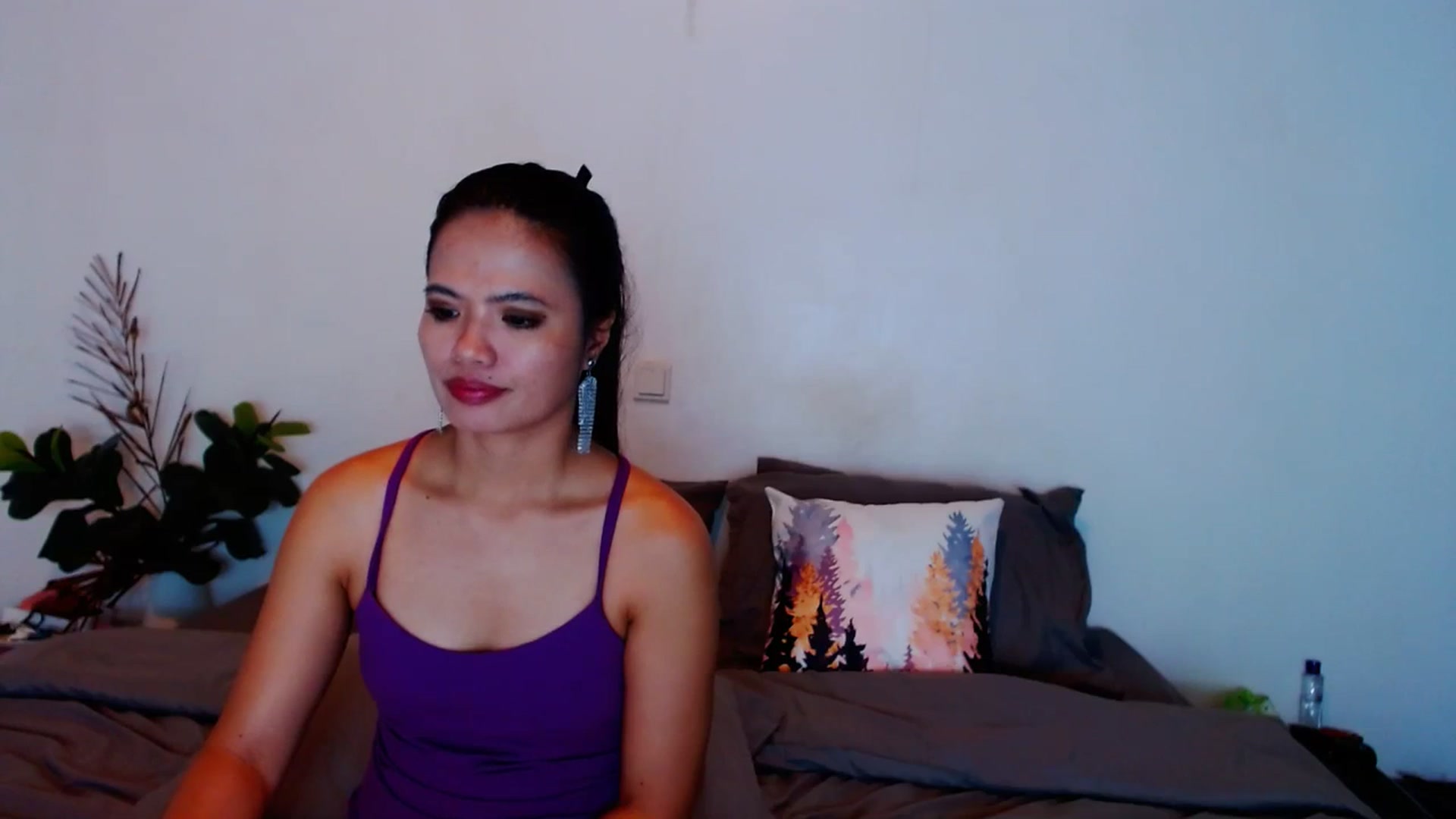 Gallery image thumbnail from SweetOne_4u's myfreecams stream on, 10/09/2023, 23:45 image 3 of 20