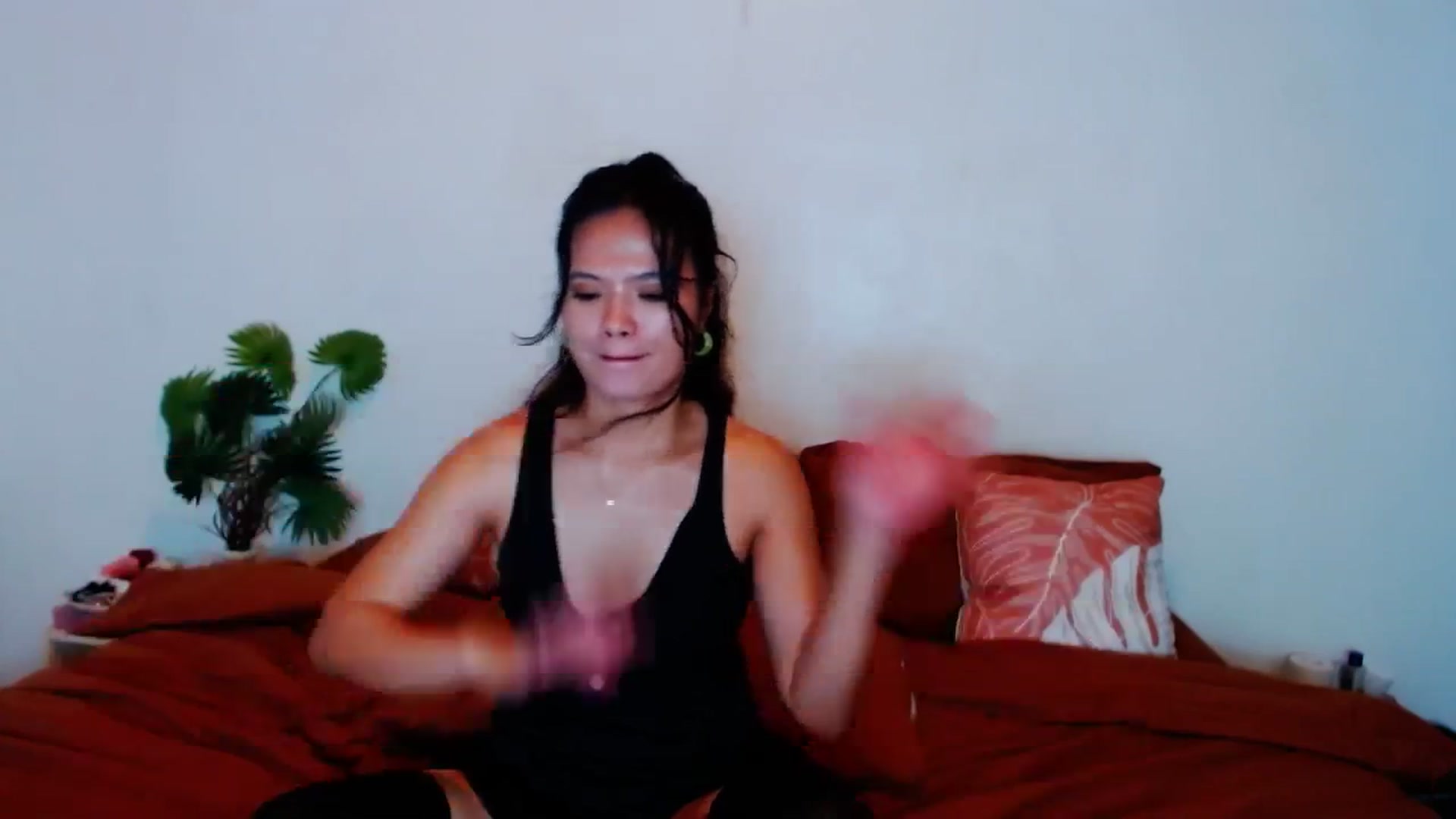 Gallery image thumbnail from SweetOne_4u's myfreecams stream on, 10/23/2023, 23:53 image 17 of 20