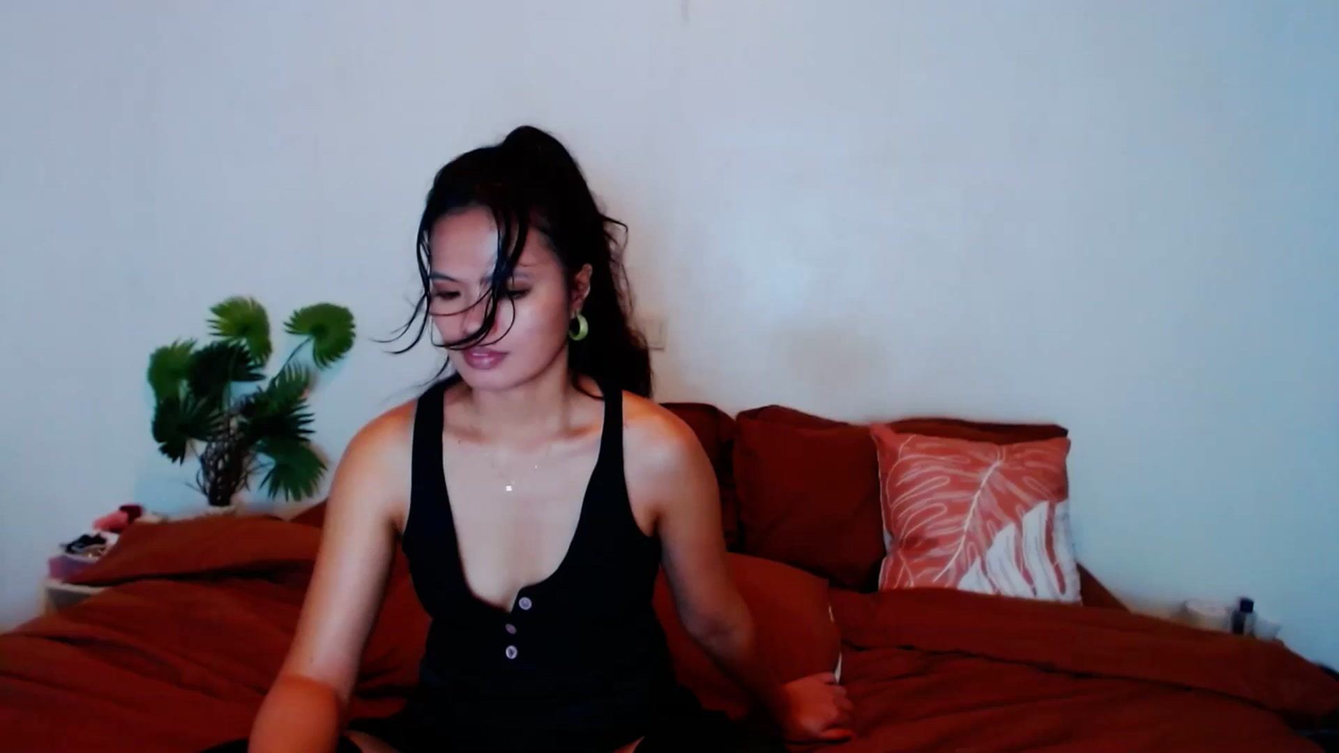 Gallery image thumbnail from SweetOne_4u's myfreecams stream on, 10/23/2023, 23:53 image 11 of 20