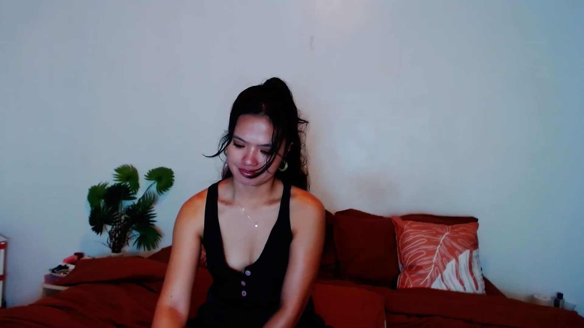Gallery image thumbnail from SweetOne_4u's myfreecams stream on, 10/23/2023, 23:53 image 3 of 20