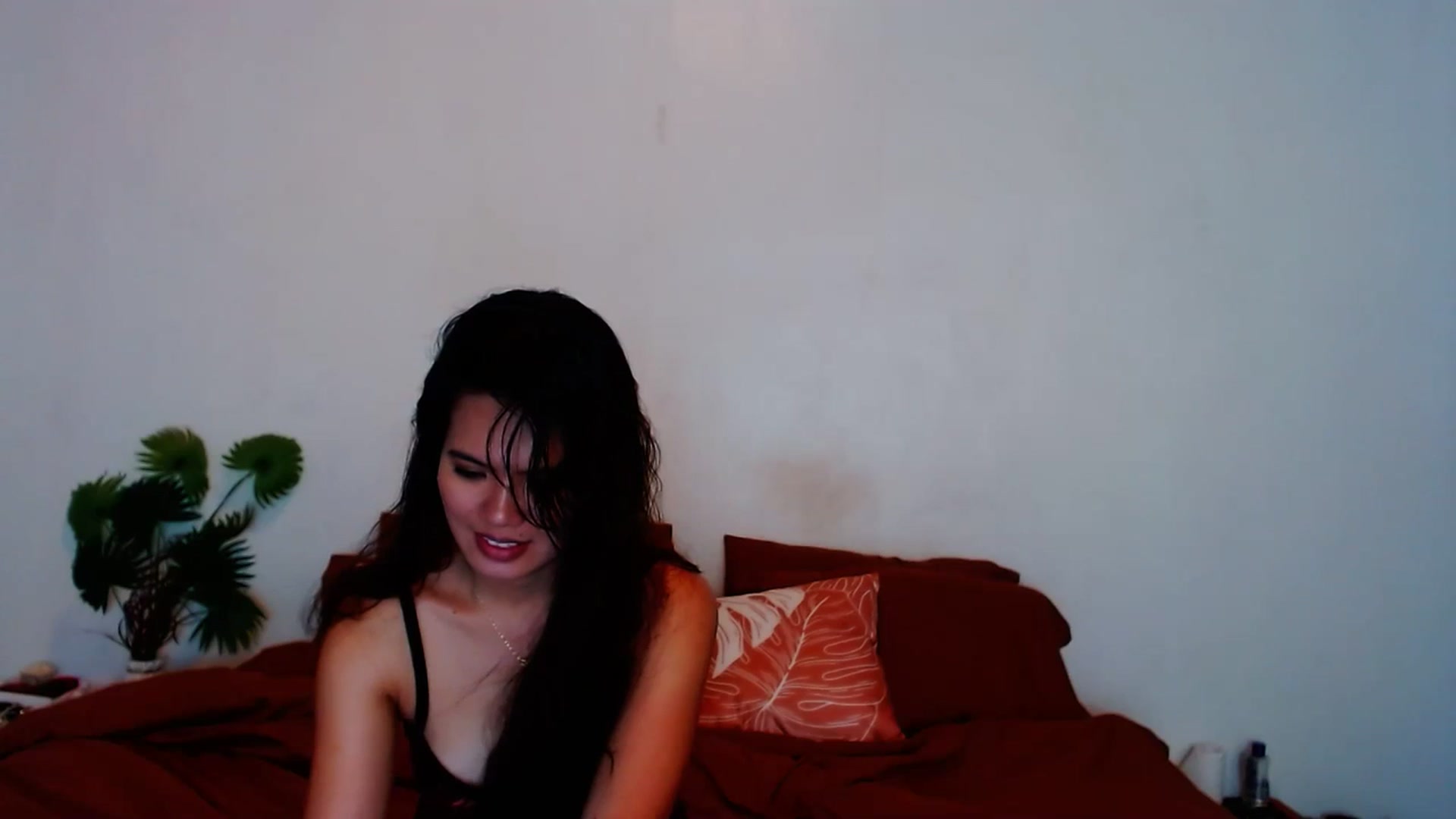 Gallery image thumbnail from SweetOne_4u's myfreecams stream on, 10/29/2023, 24:04 image 17 of 20
