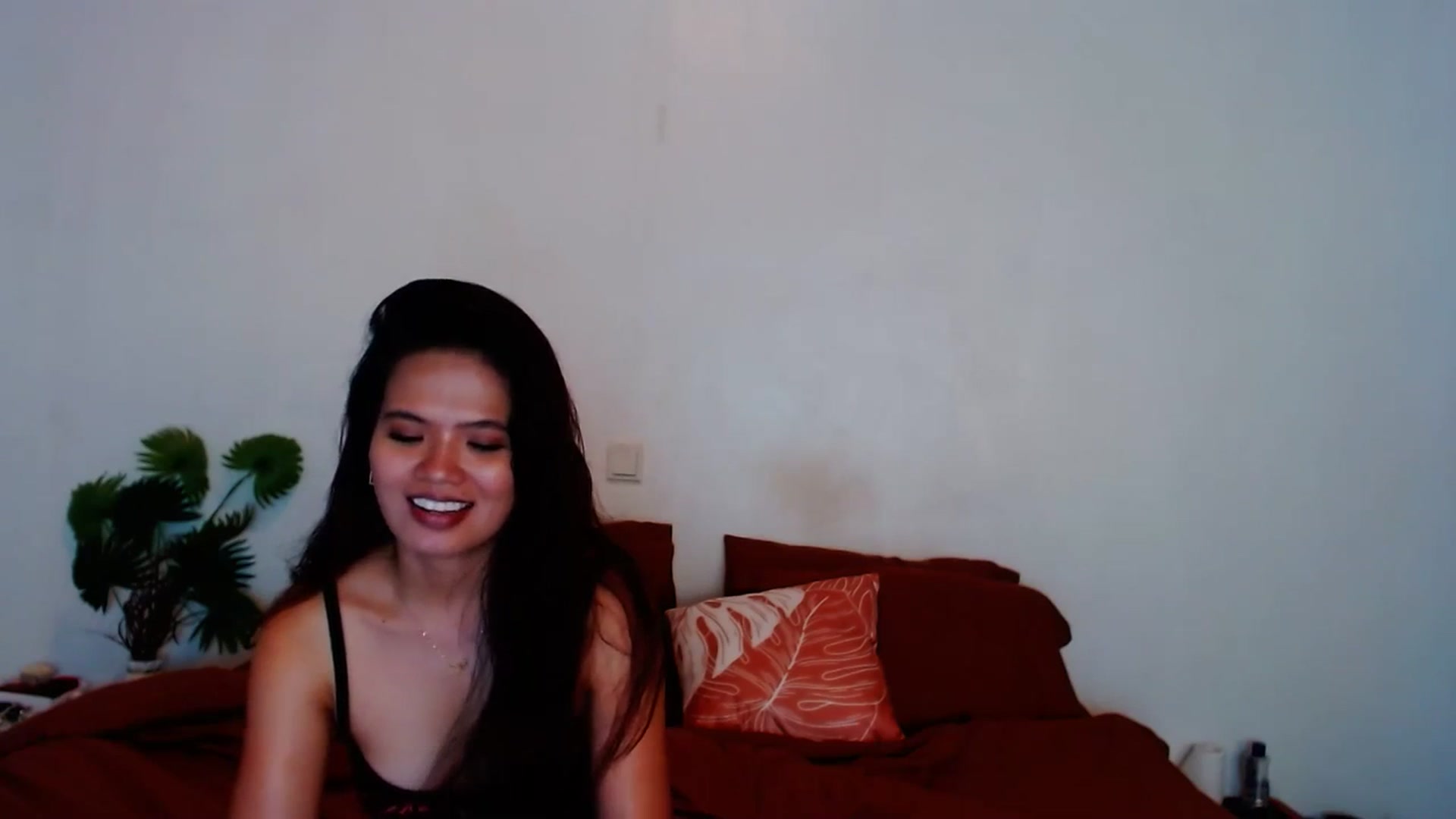 Gallery image thumbnail from SweetOne_4u's myfreecams stream on, 10/29/2023, 24:04 image 6 of 20