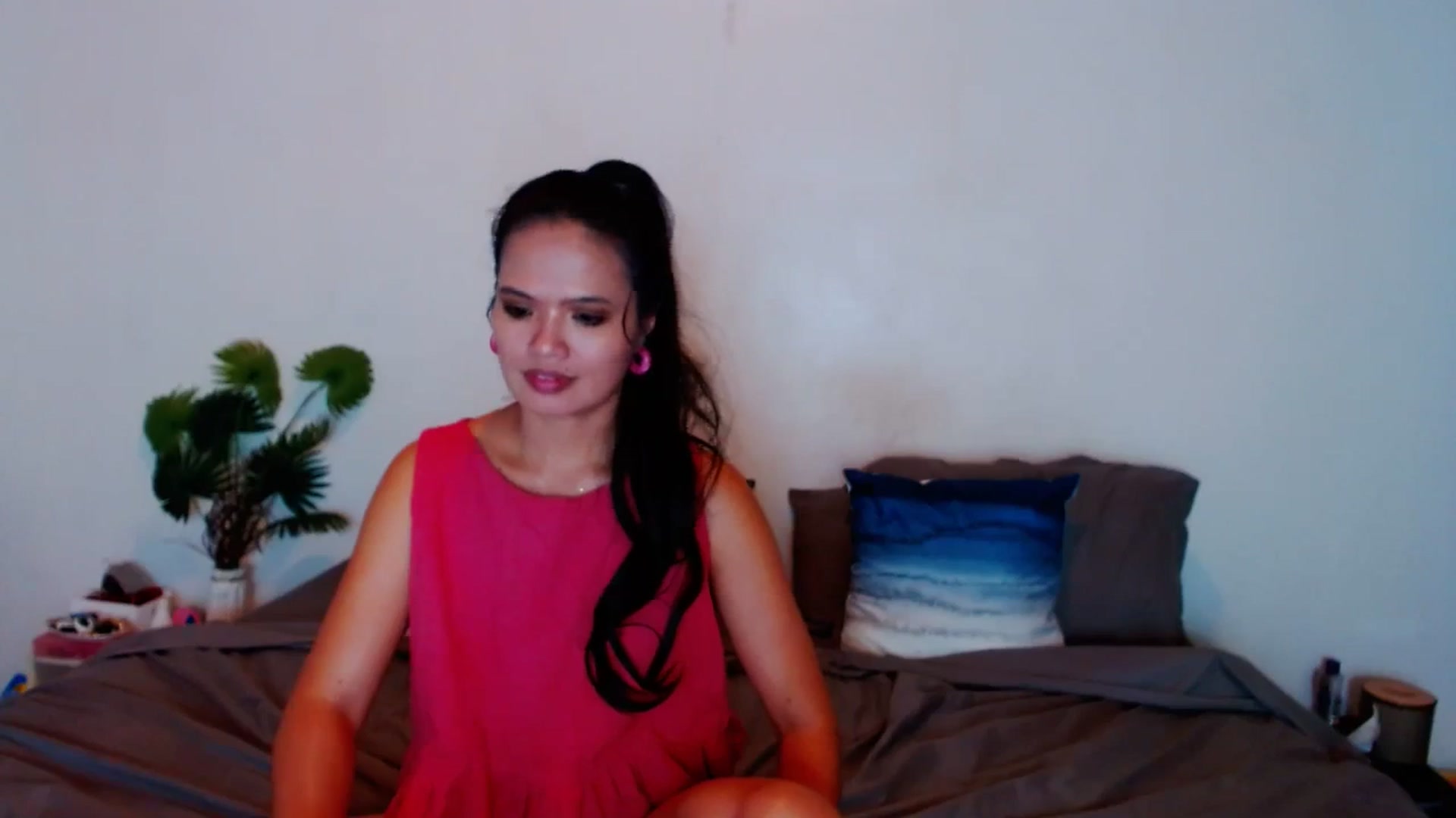 Gallery image thumbnail from SweetOne_4u's myfreecams stream on, 11/06/2023, 23:44 image 4 of 20