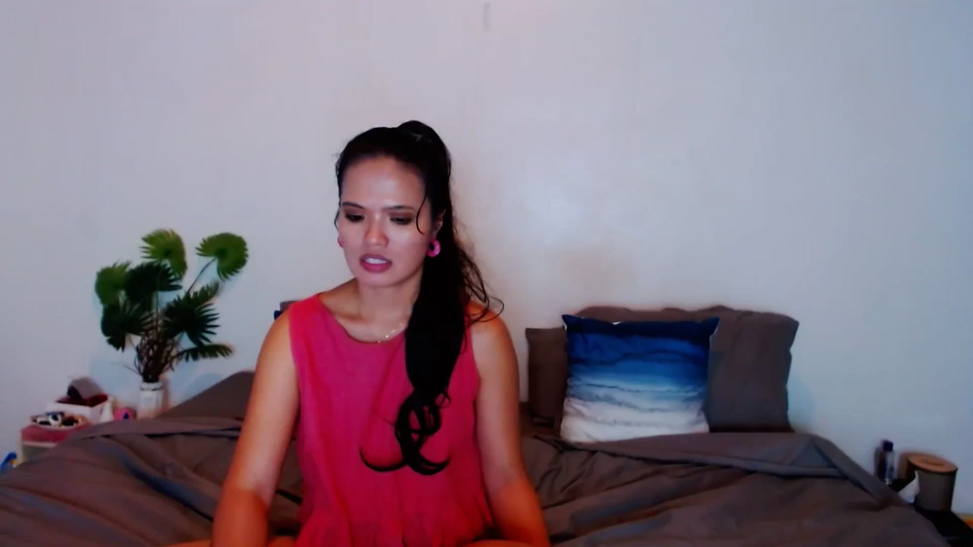 Gallery image thumbnail from SweetOne_4u's myfreecams stream on, 11/06/2023, 23:44 image 16 of 20