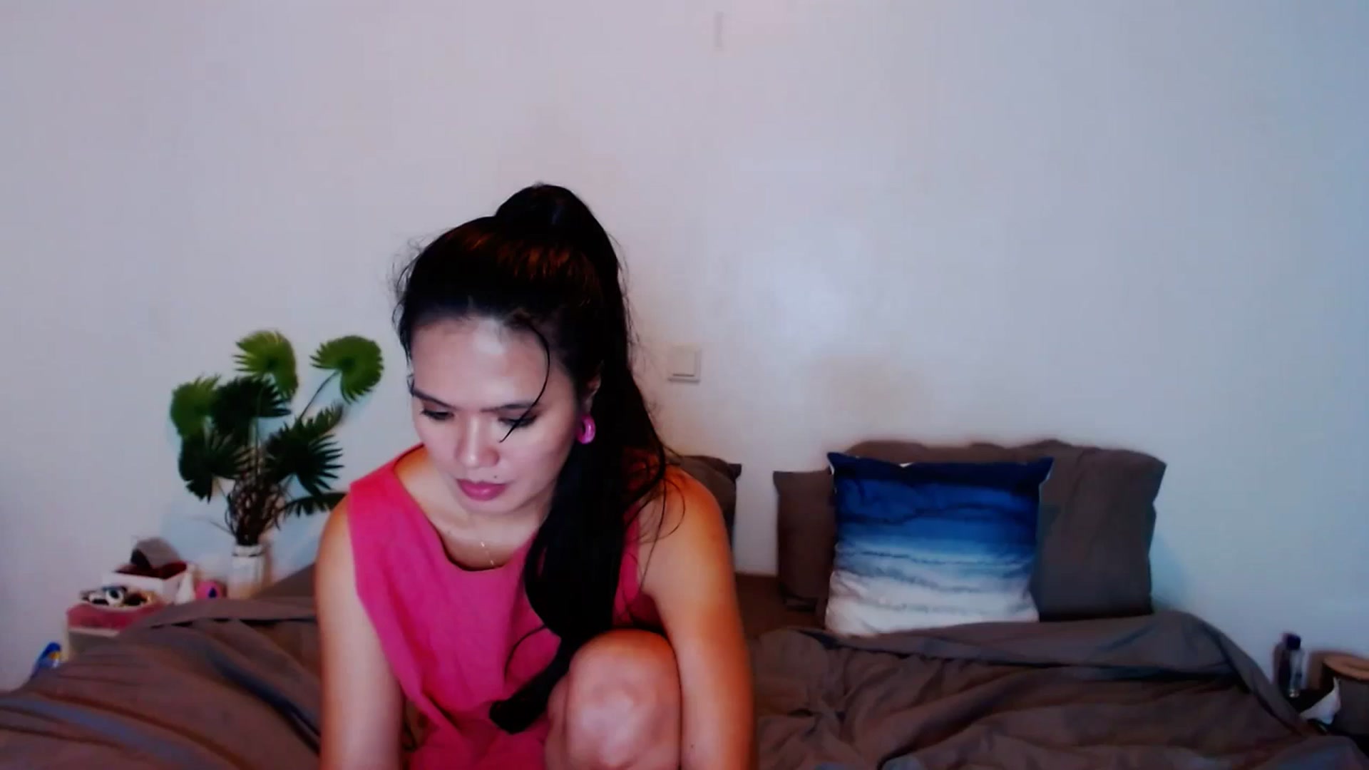 Gallery image thumbnail from SweetOne_4u's myfreecams stream on, 11/07/2023, 01:15 image 1 of 20