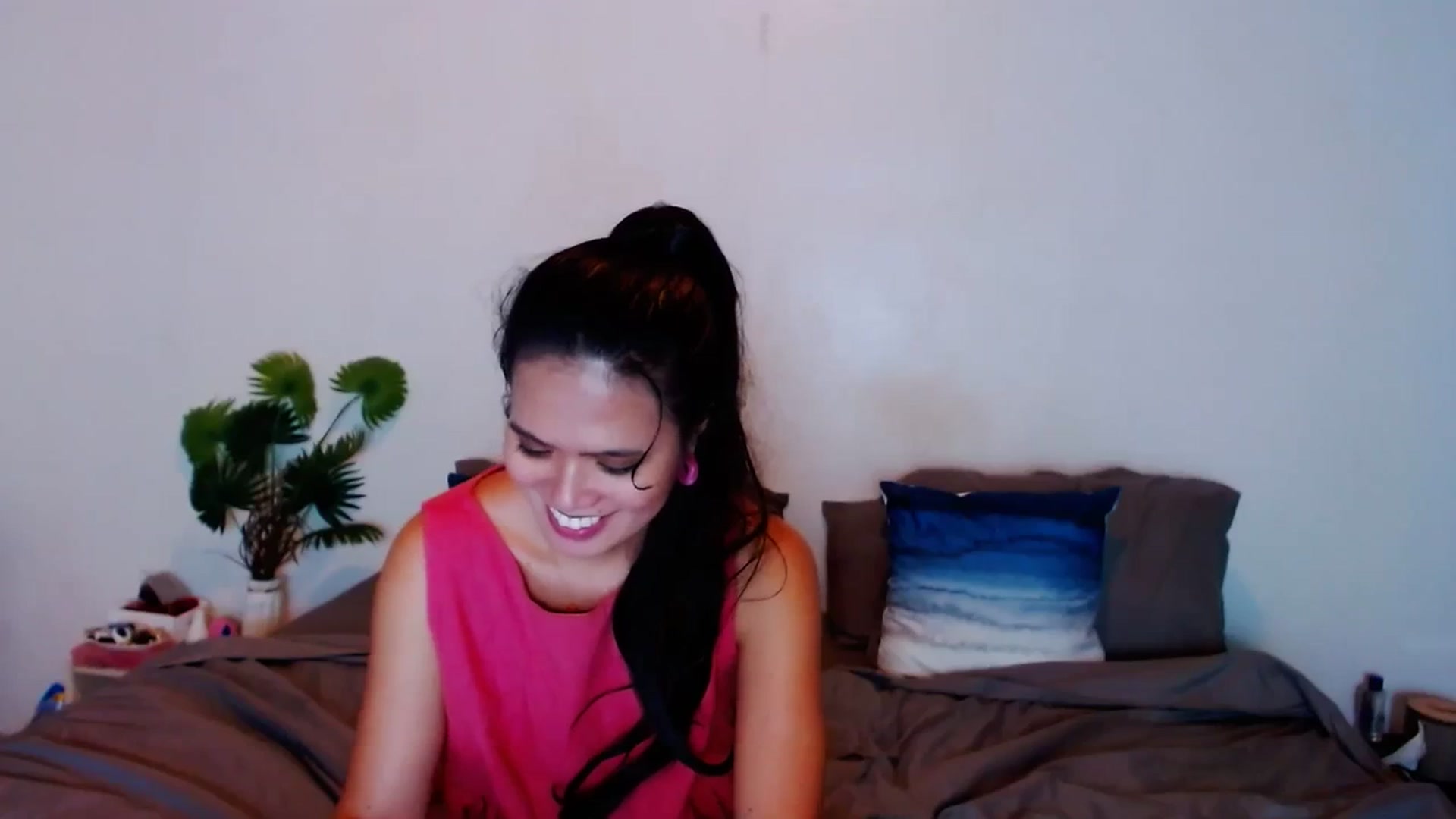 Gallery image thumbnail from SweetOne_4u's myfreecams stream on, 11/07/2023, 01:15 image 2 of 20
